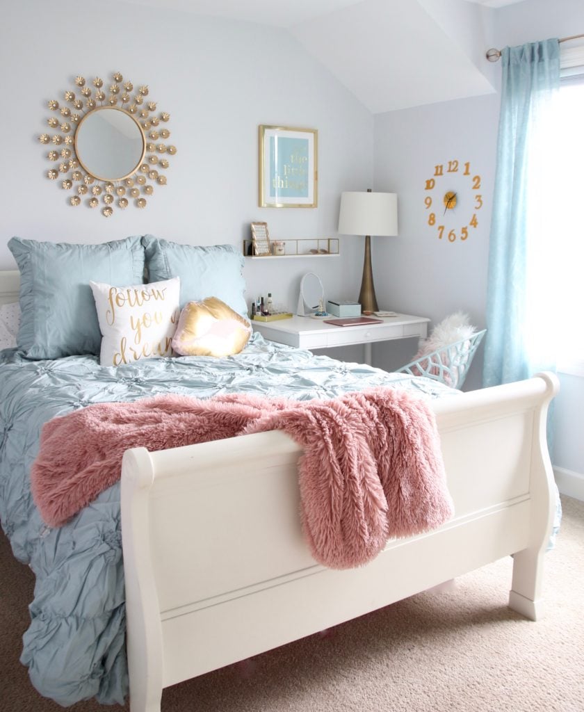 How to Design a Chic Affordable Teen Bedroom That Will Last For Years