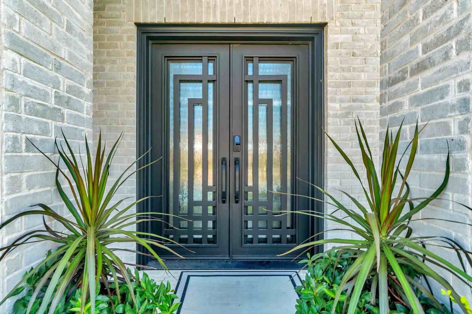 25+ Double Door Ideas & Design Questions in 2026