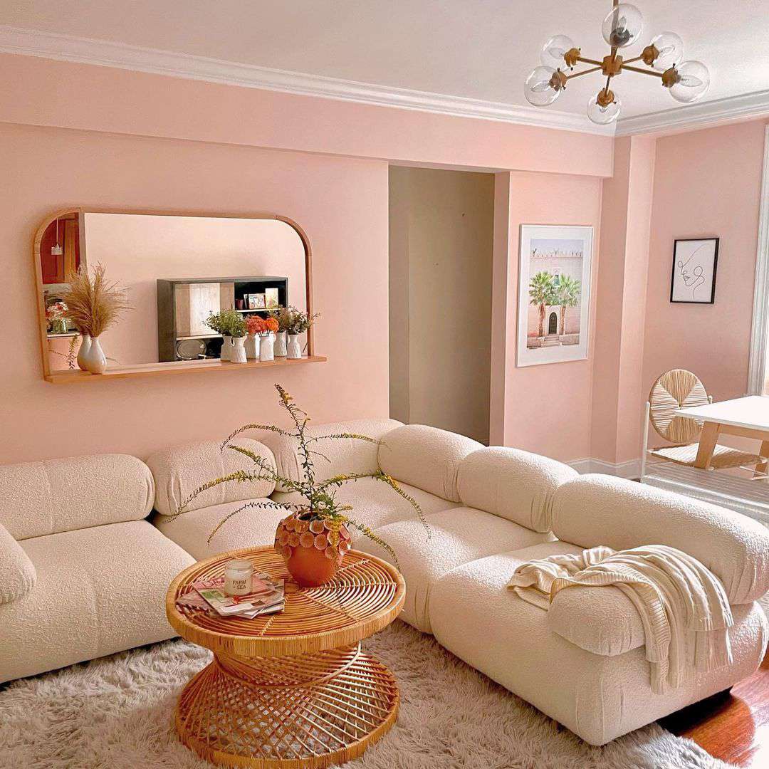 29 Pink Living Rooms That Will Convince You to Redecorate