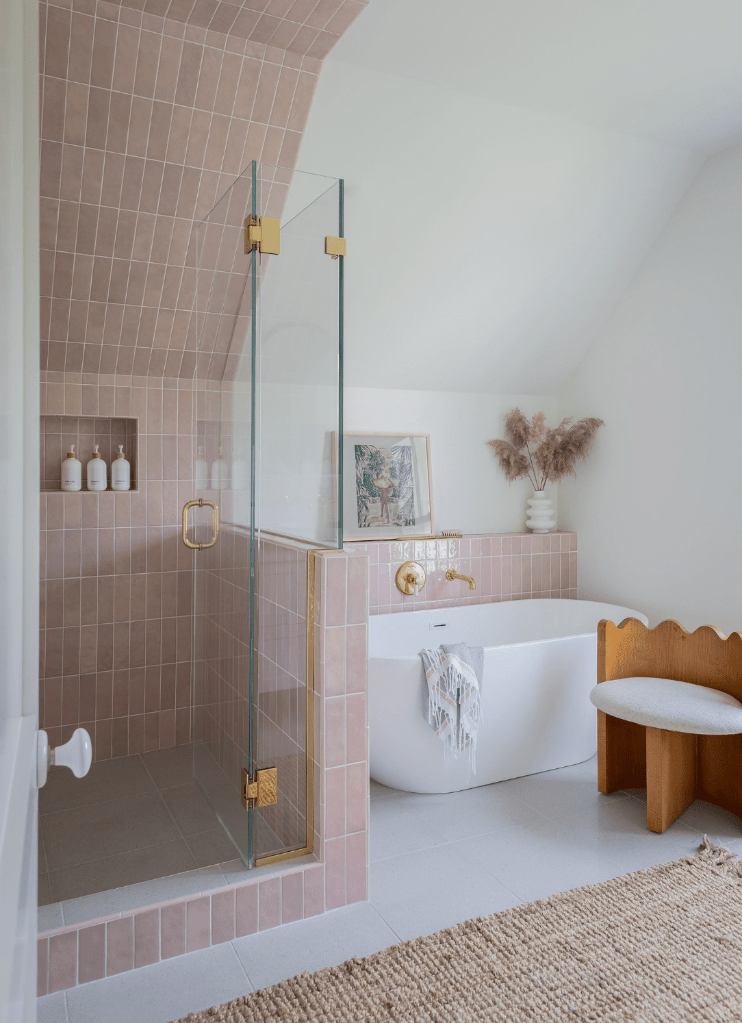 42 Colorful Bathroom Ideas to Inspire You to Go Beyond Neutrals