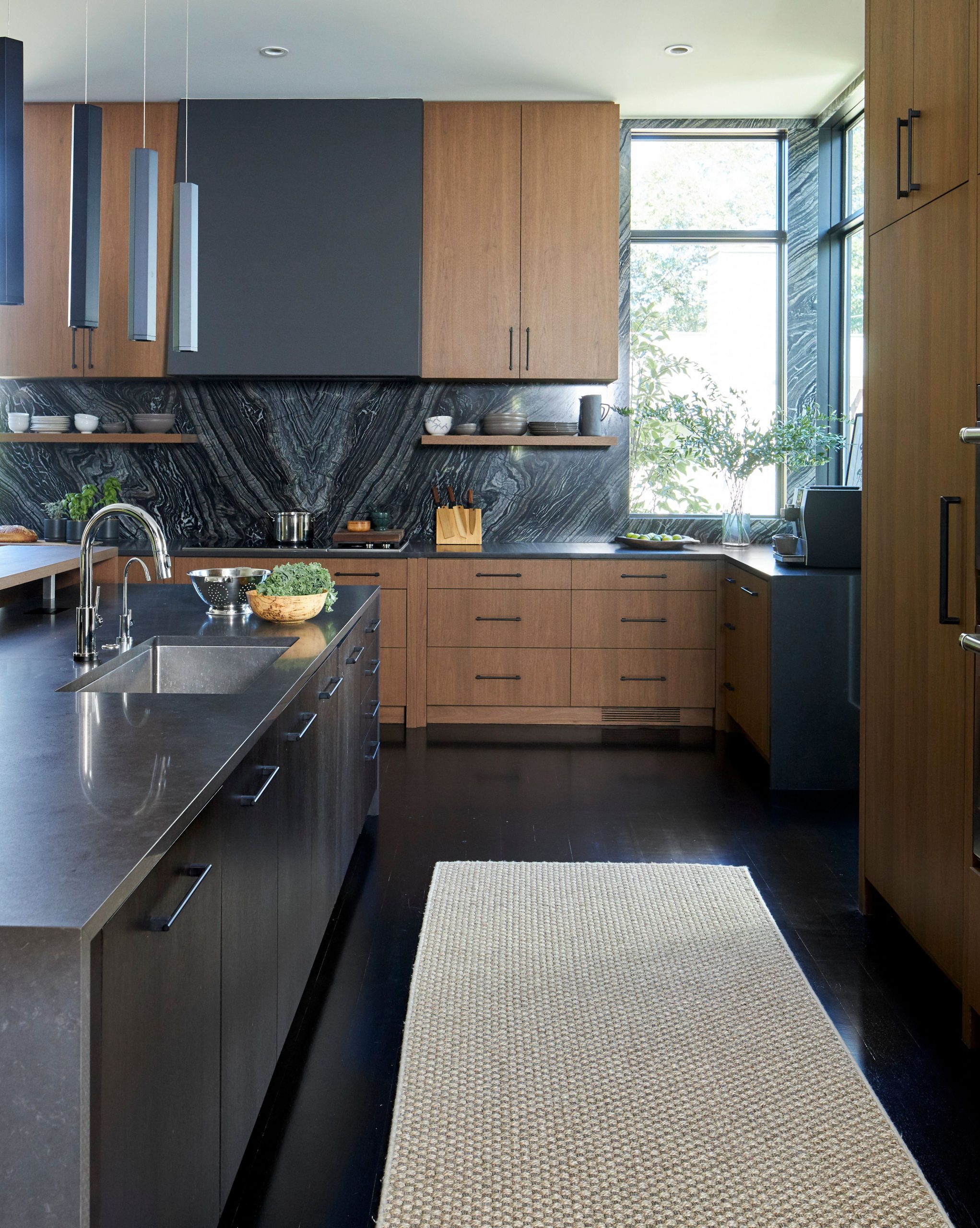 45 Black Kitchens That Are Both Timeless and Bold