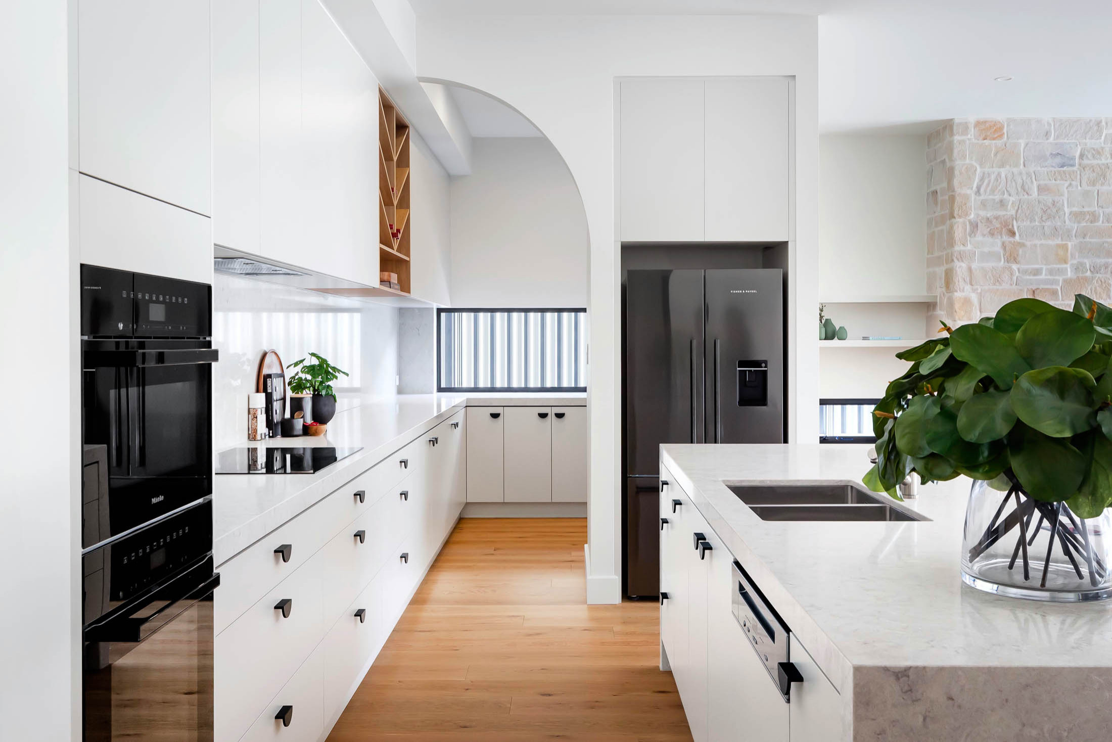 75 Most Popular Kitchen with White Cabinets Design Ideas for 2019 - Stylish Kitchen with White Cabinets Renovation Pictures | Houzz AU
