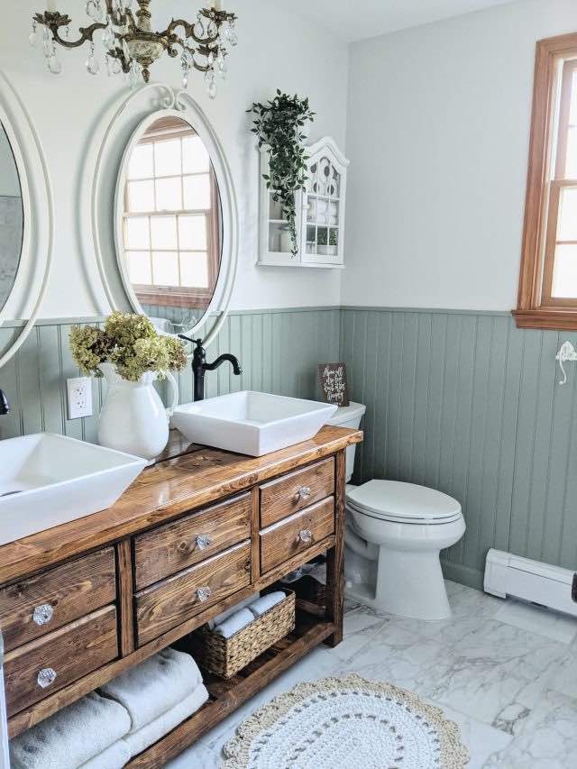 8 Pretty Cottage & Country Bathroom Ideas You Should Copy • The Budget Decorator
