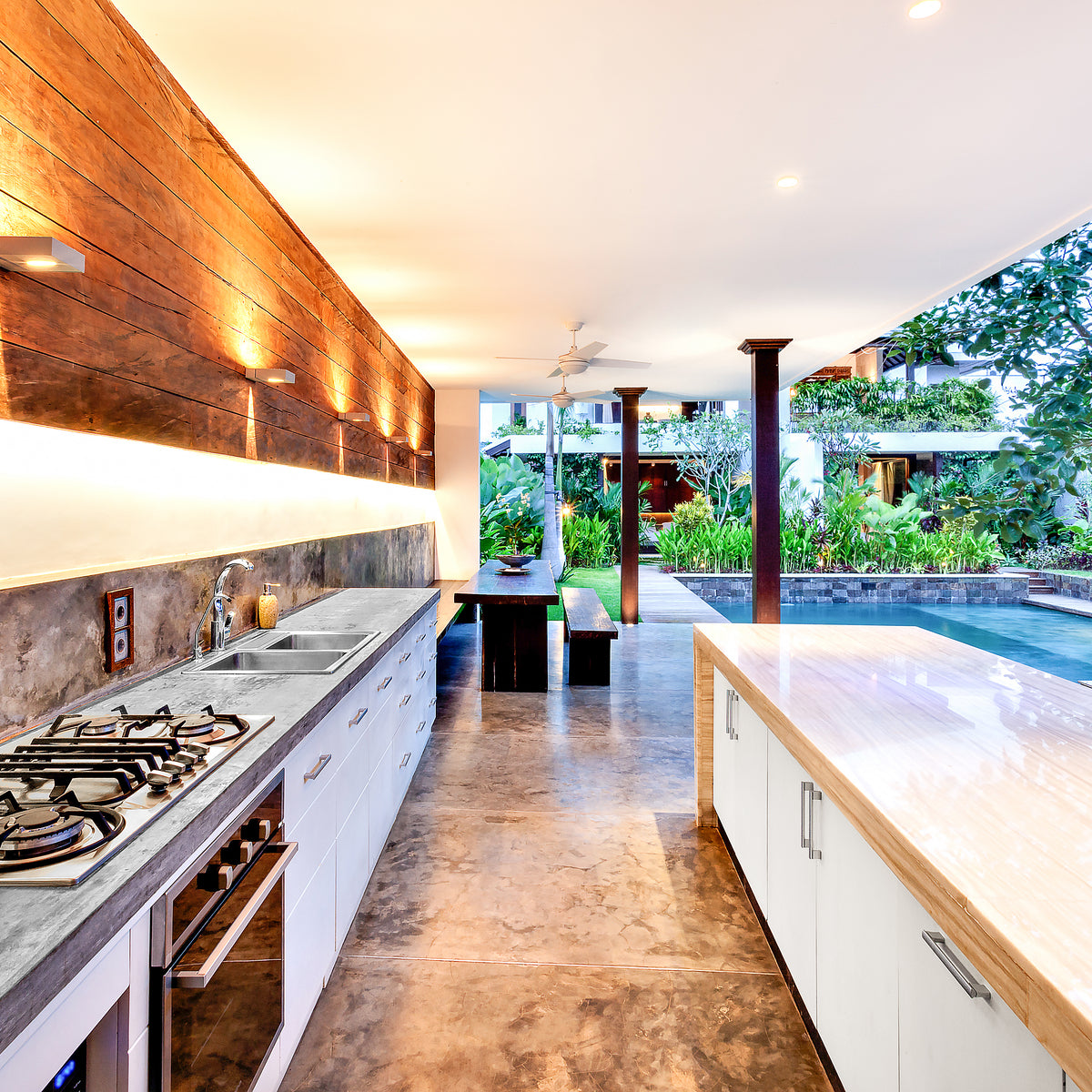 Designing Your Own Luxe Outdoor Kitchen - Fossil Blu