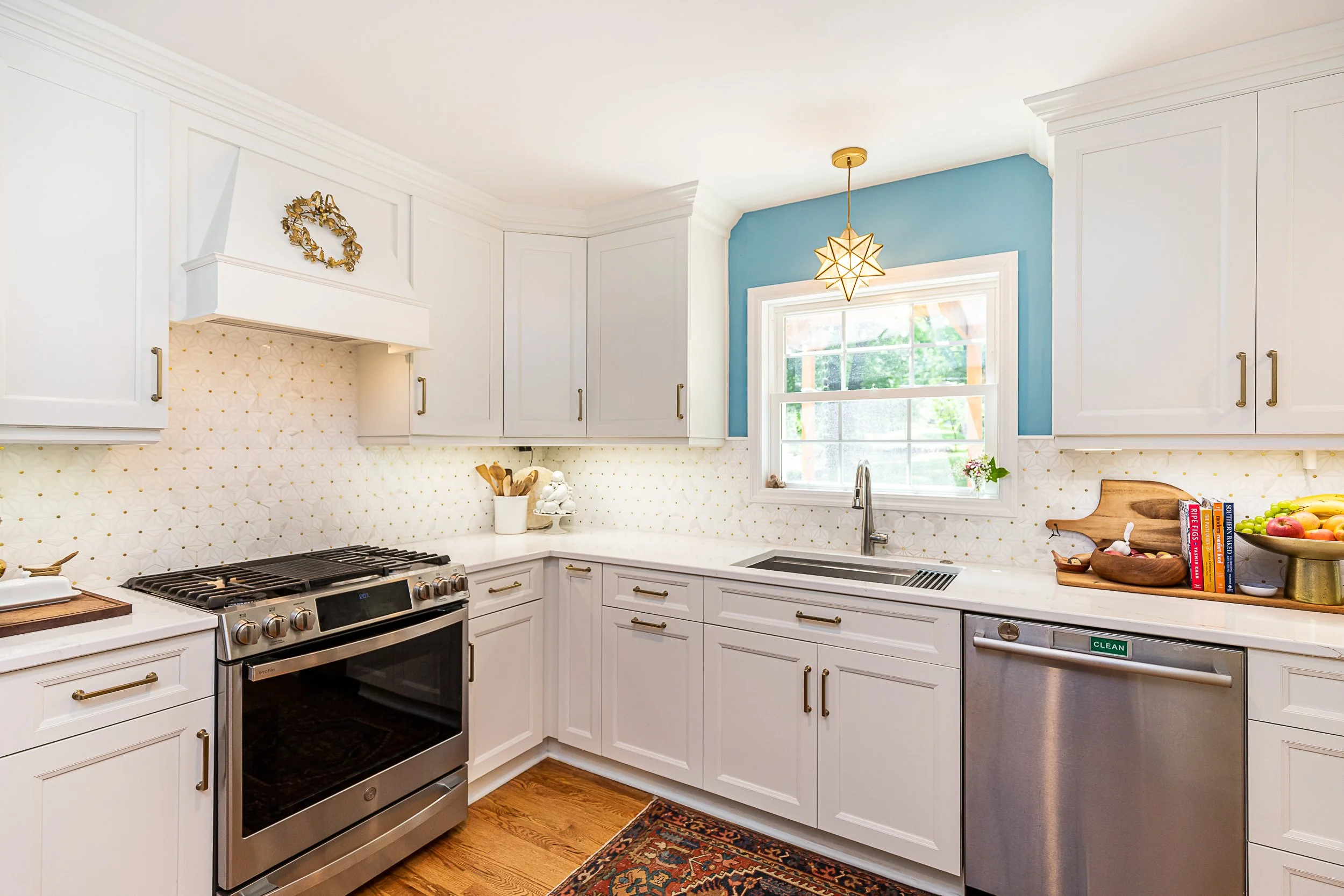 OPEN SEAS IN COUNTRYSIDE — Regarding Kitchens