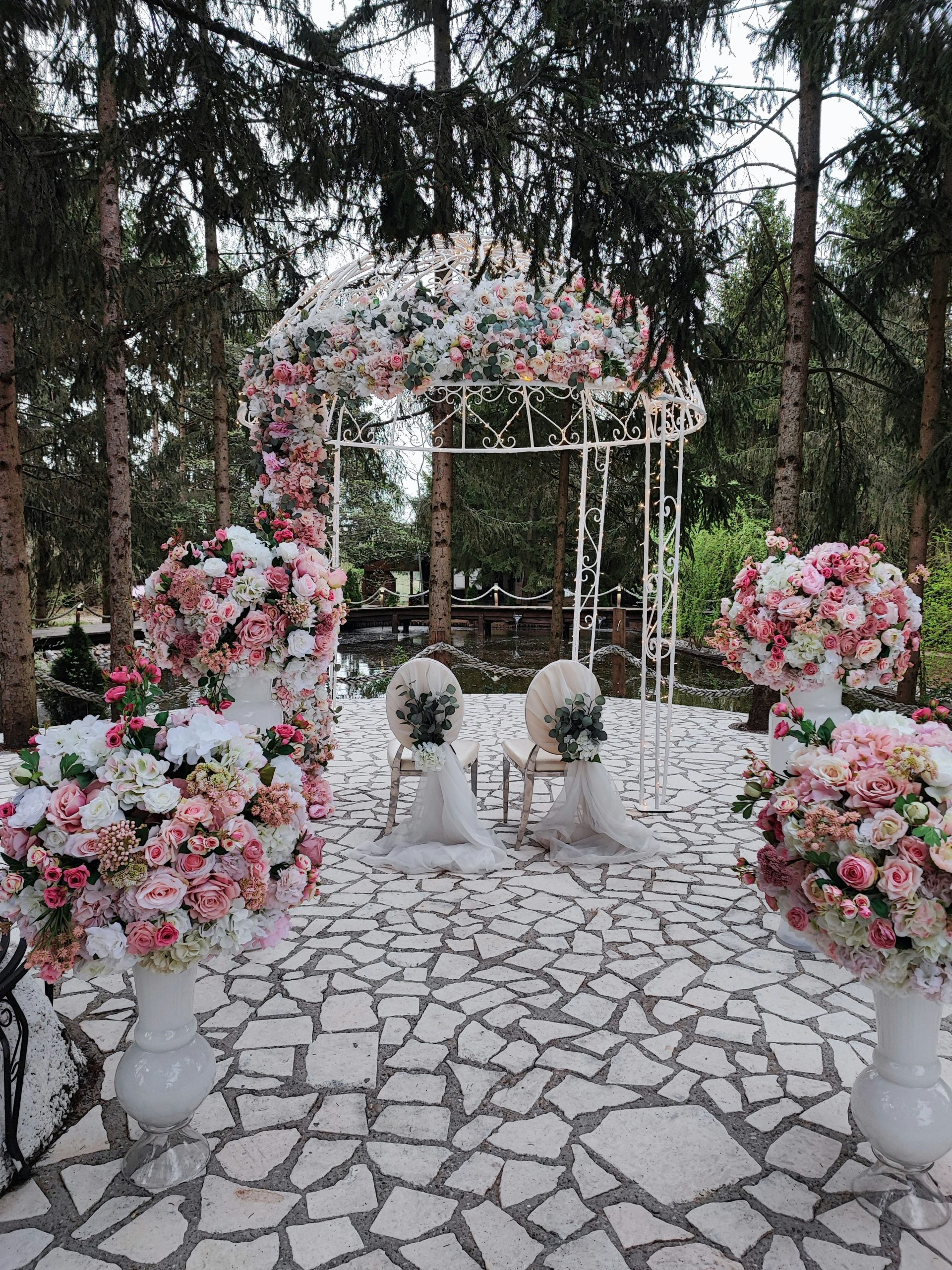 Outdoor wedding ideas.