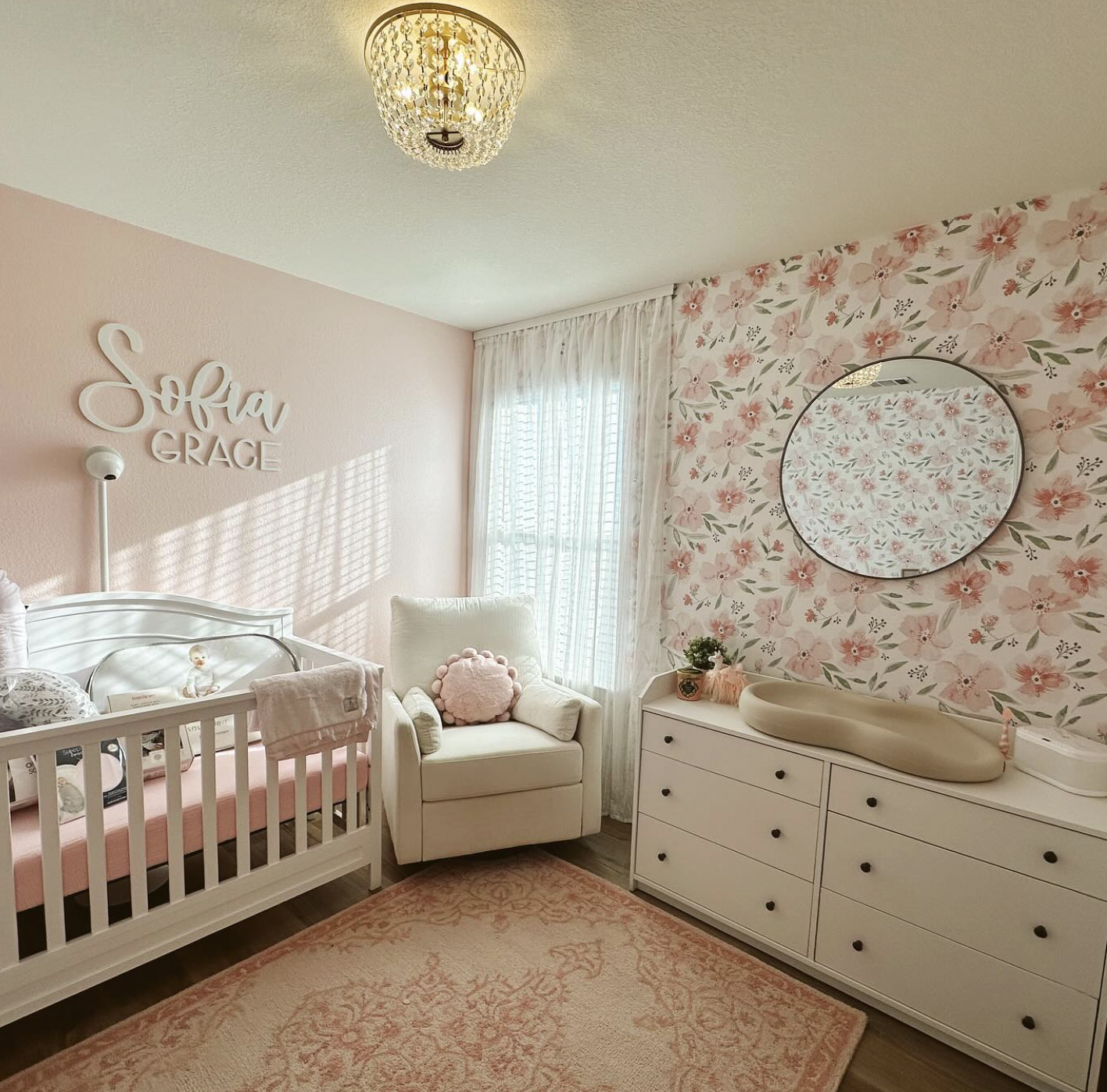10 Unique Themes for a Baby Girl's Nursery | Crane Baby