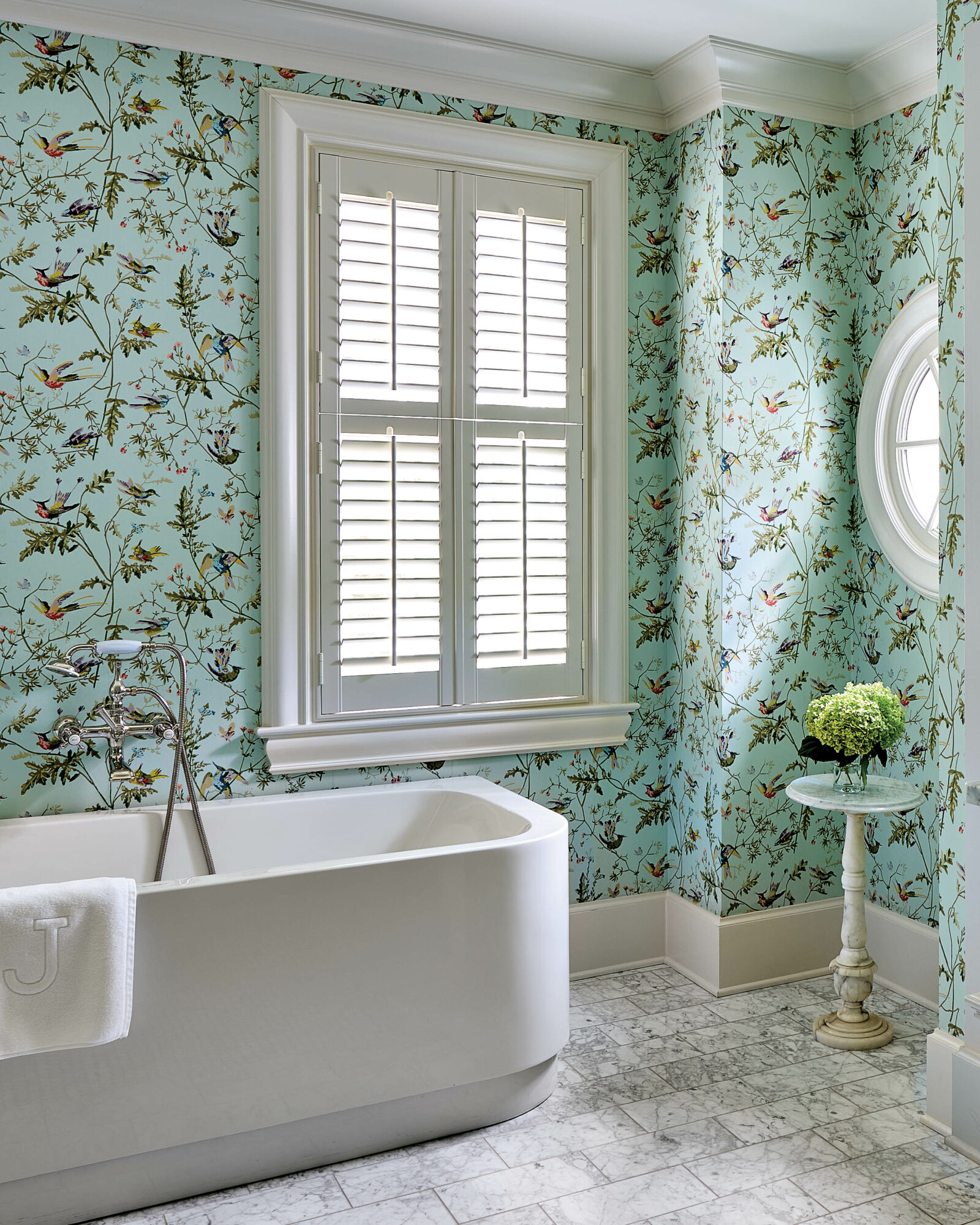 11 Green Bathroom Designs To Add To Your Mood Board | LUXE Interiors + Design