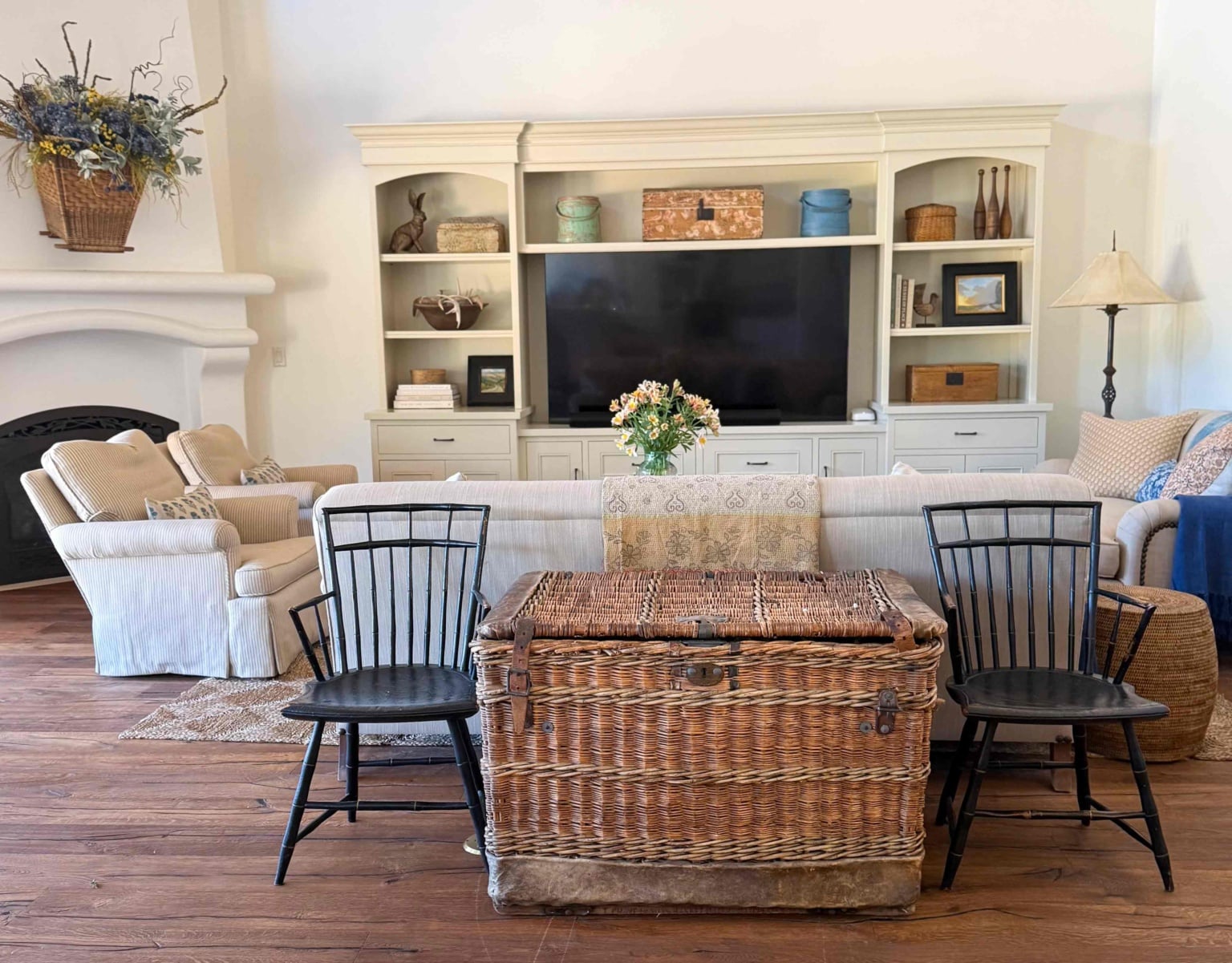 12 Easy Spring Living Room Decor Ideas to Freshen Up Your Home - Cindy Hattersley Design