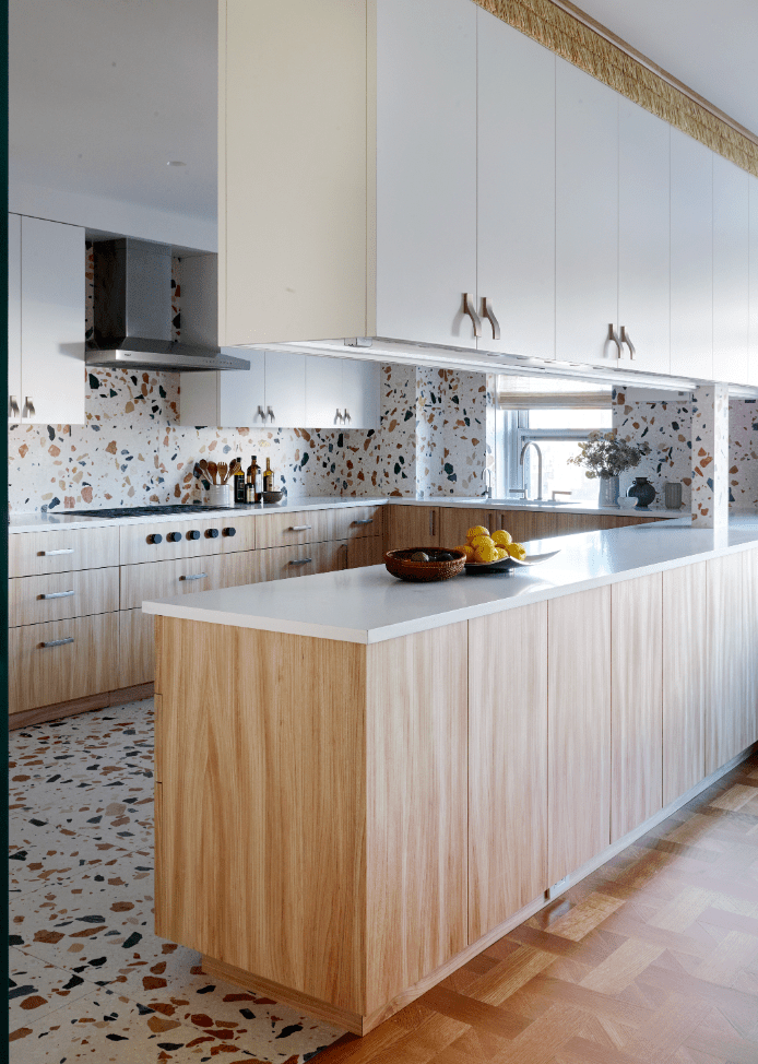 12 Kitchen Tile to Wood Floor Transition Ideas for a Cohesive Space