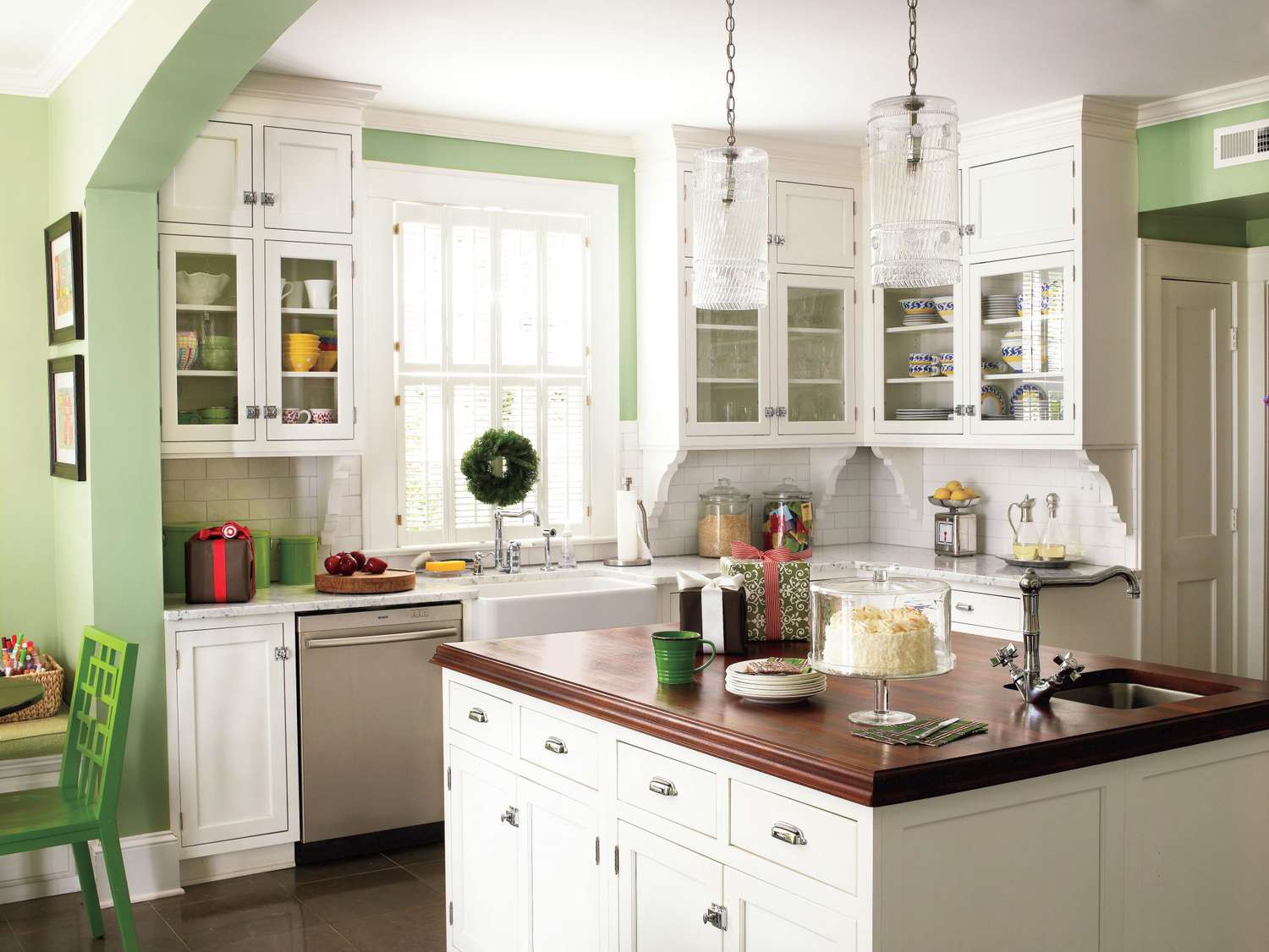 17 Best Green Kitchen Wall Ideas To Revamp Your Space