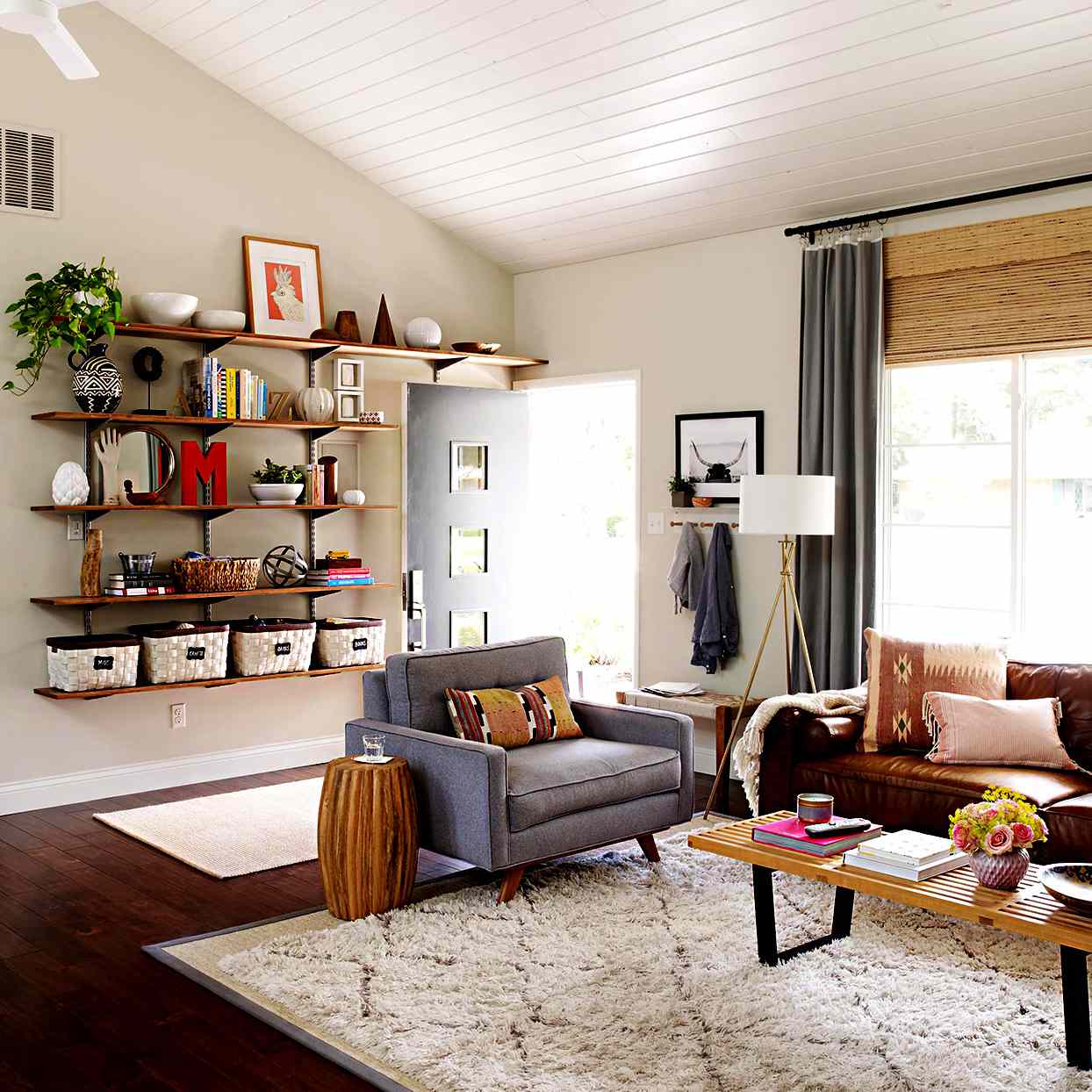 18 Creative Storage Ideas for Small Spaces to Get Organized