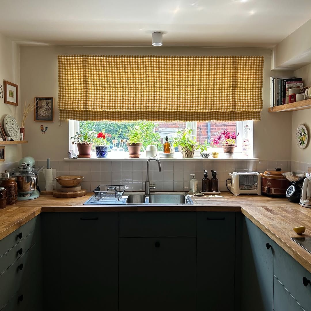 19 Kitchen Window Treatments That Make the Sink Zone Feel Designed, Not Ignored