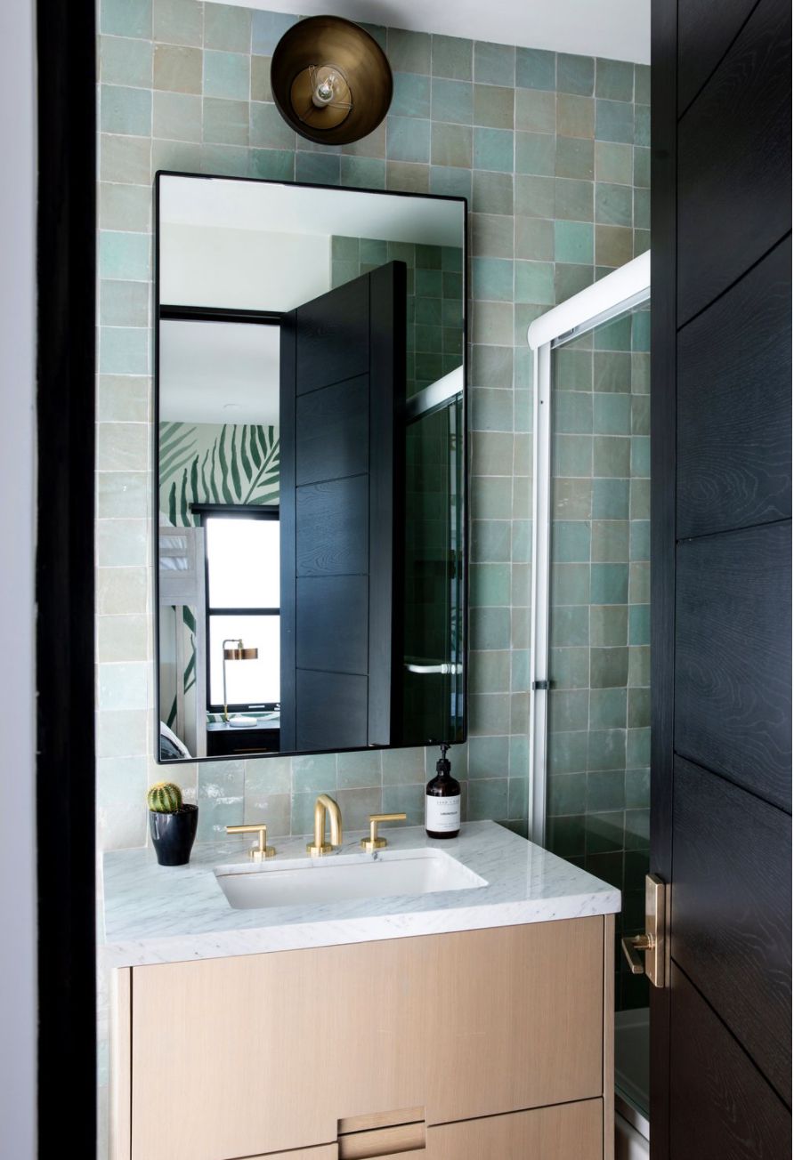 20 Ways to Decorate With Green in the Bathroom