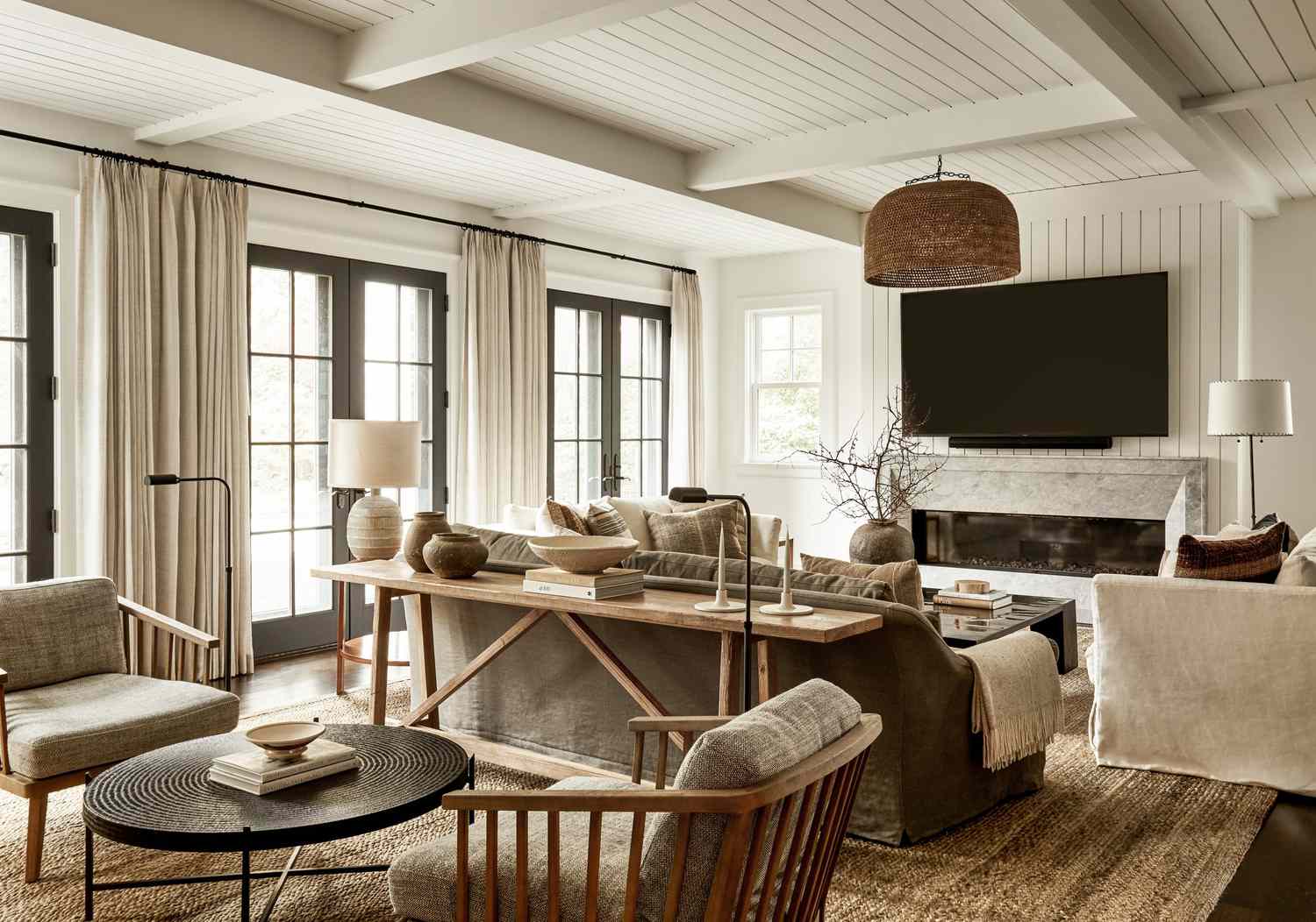 22 Living Room Ceiling Lighting Ideas to Illuminate Your Space