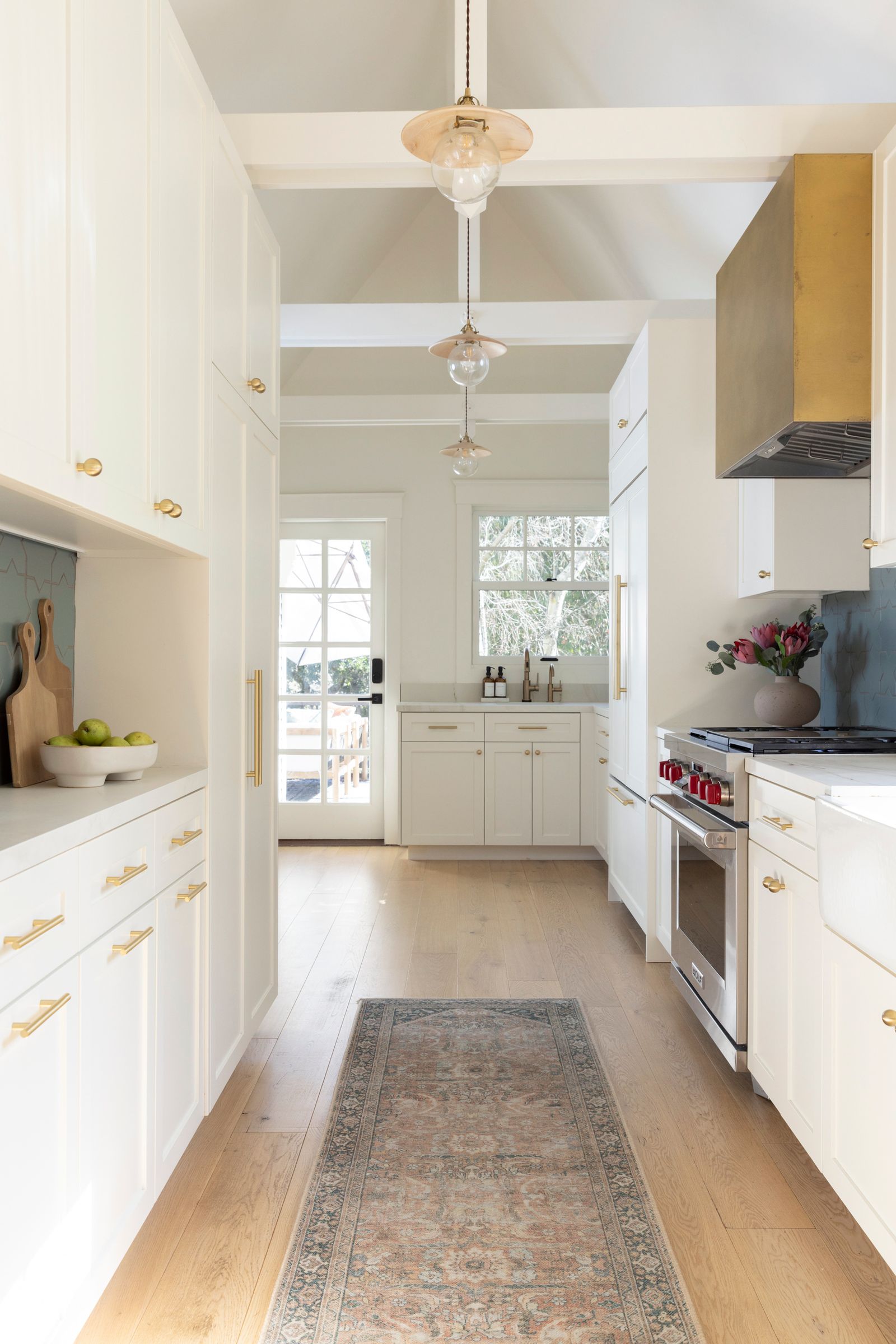 23 Tiny But Mighty Galley Kitchen Ideas to Maximize a Tight Footprint | Architectural Digest