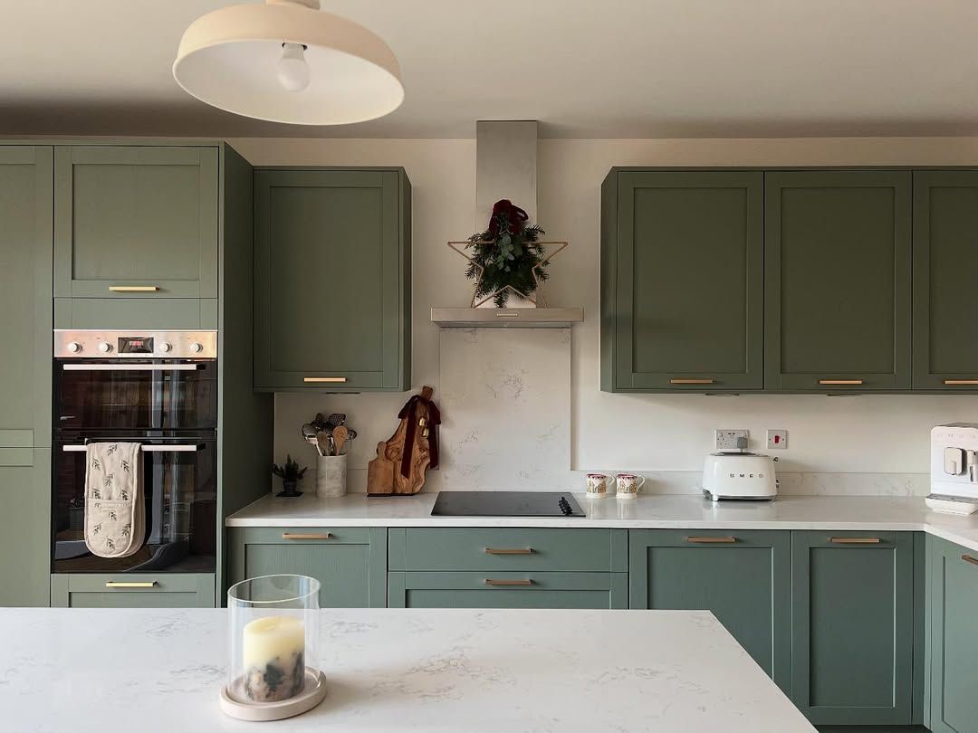 25 Sage Green Kitchen Ideas for 2026 That Designers Are Choosing Over Basic Neutrals