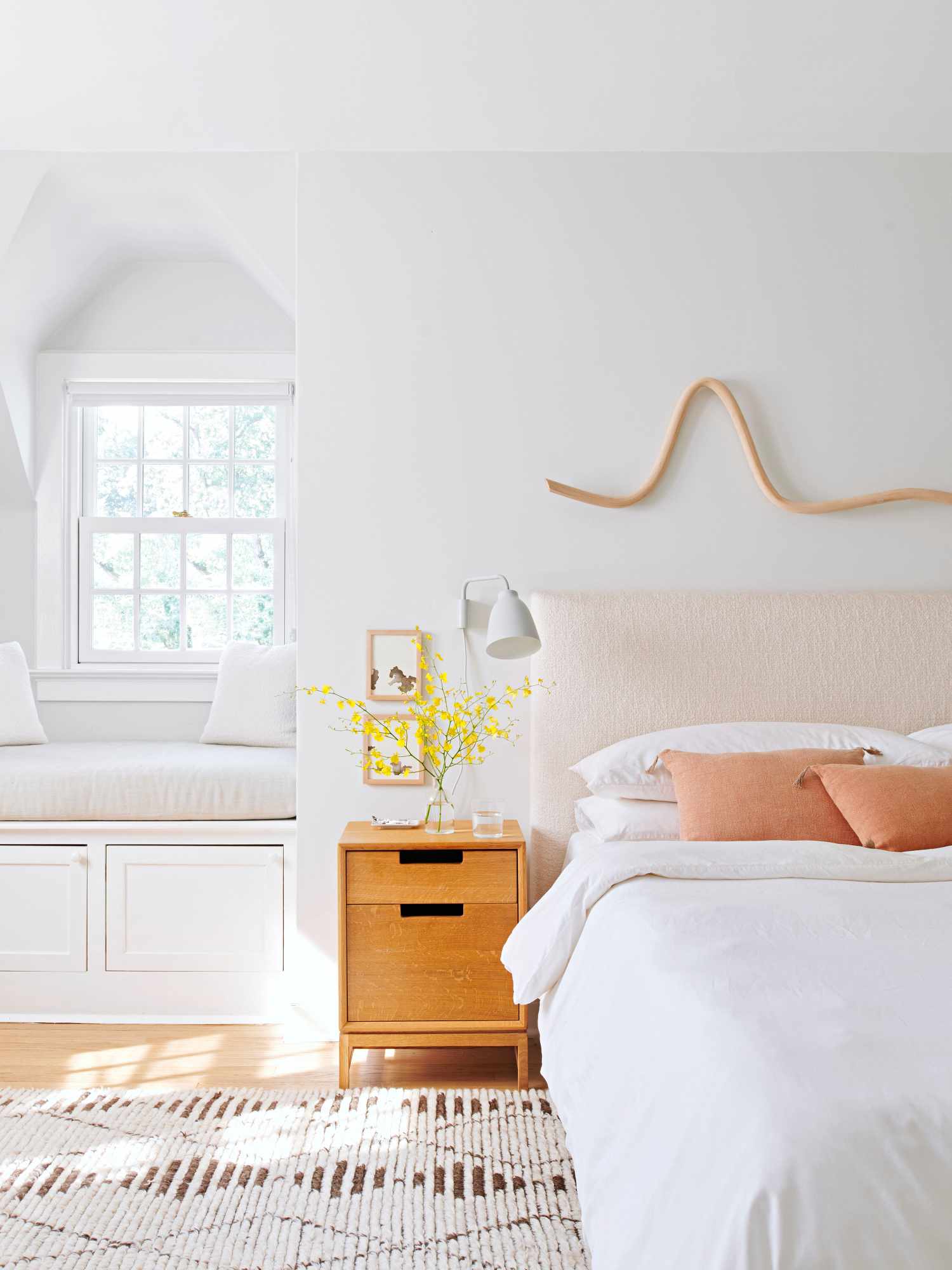 25 Small Bedroom Decor Ideas That Are Big on Style