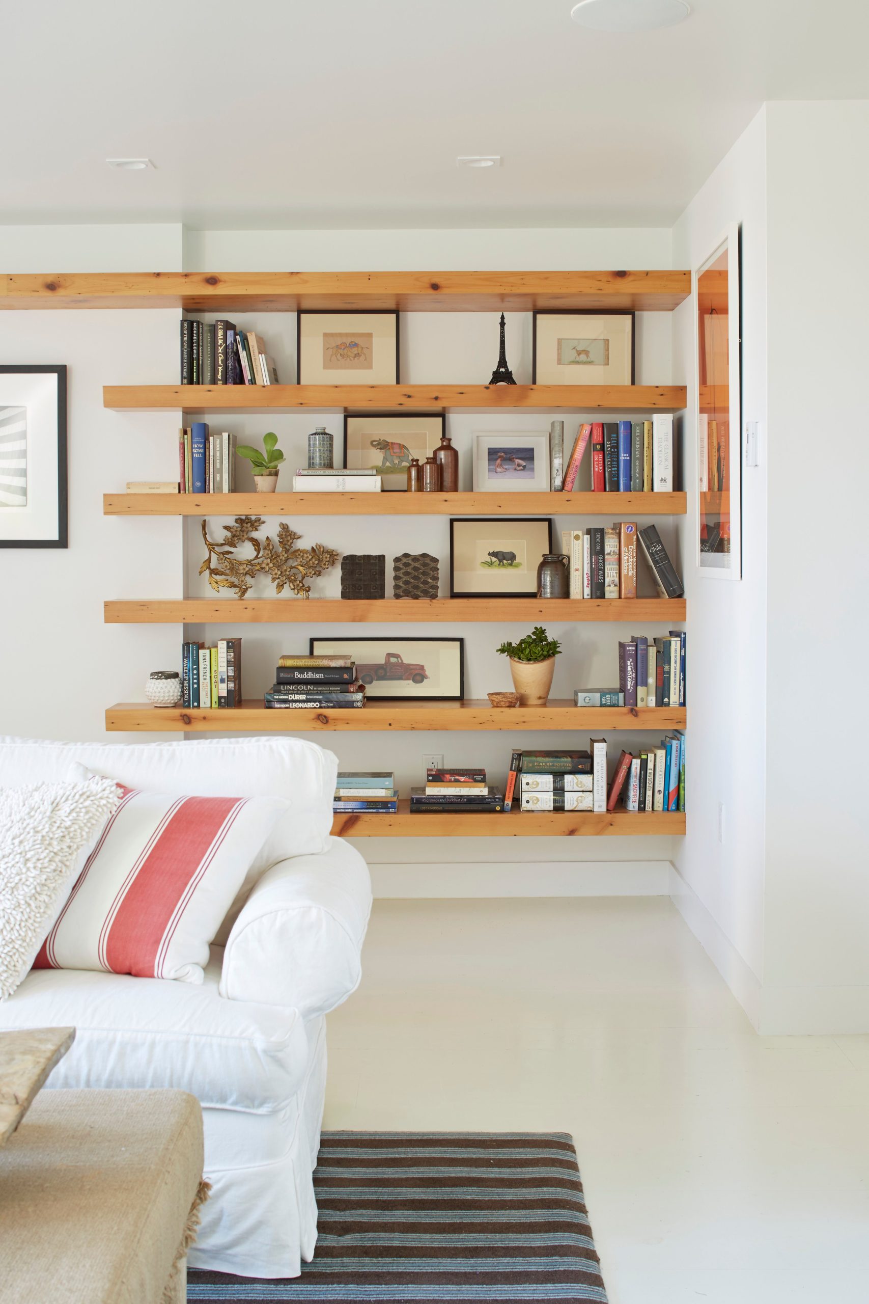 28 Stylish Floating Shelf Ideas for Every Space in the Home