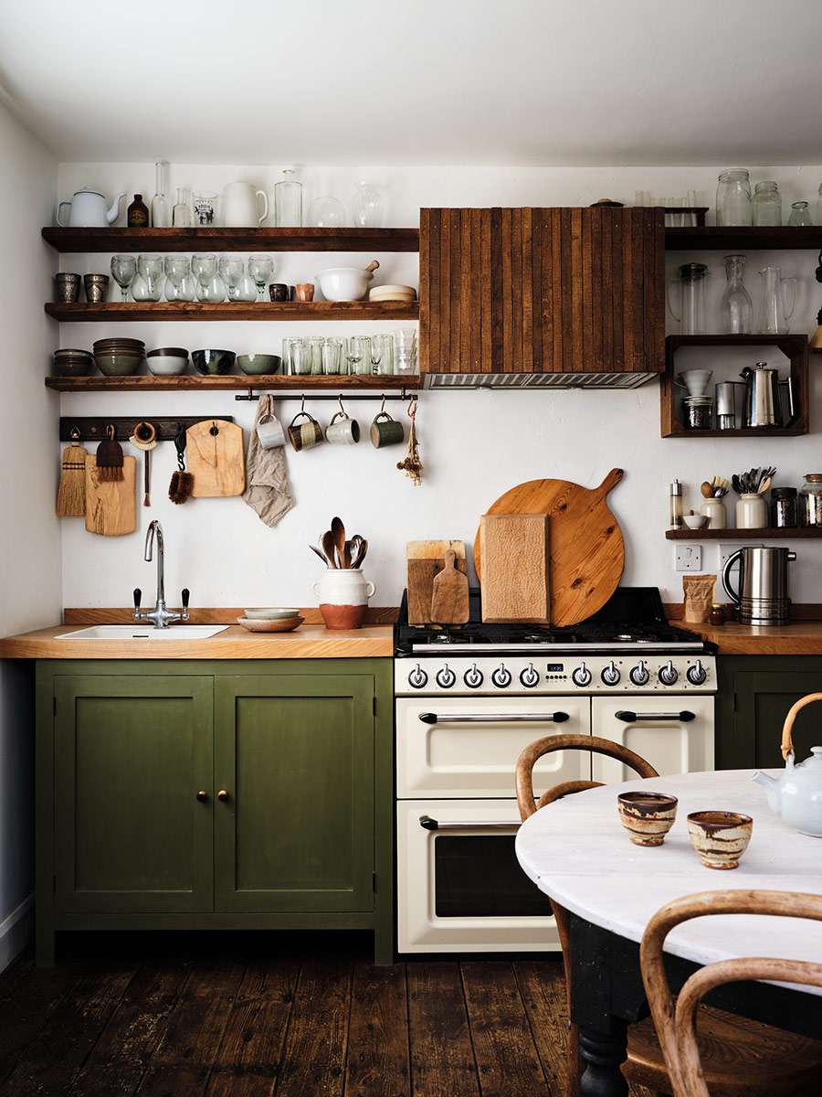 30 Stylish Green Kitchens With Earth-Toned Accents