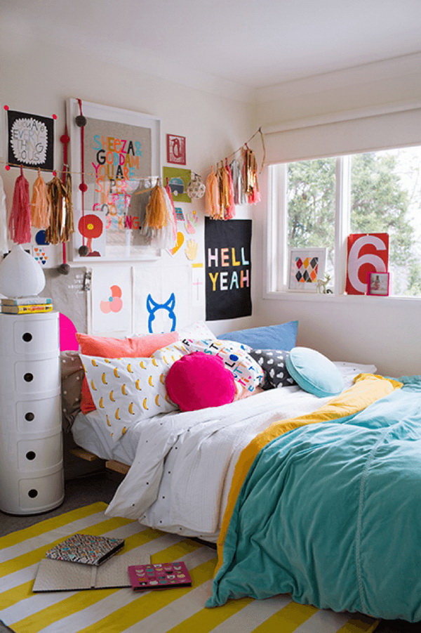 40+ Cool Teenage Girls Bedroom Ideas - Listing More