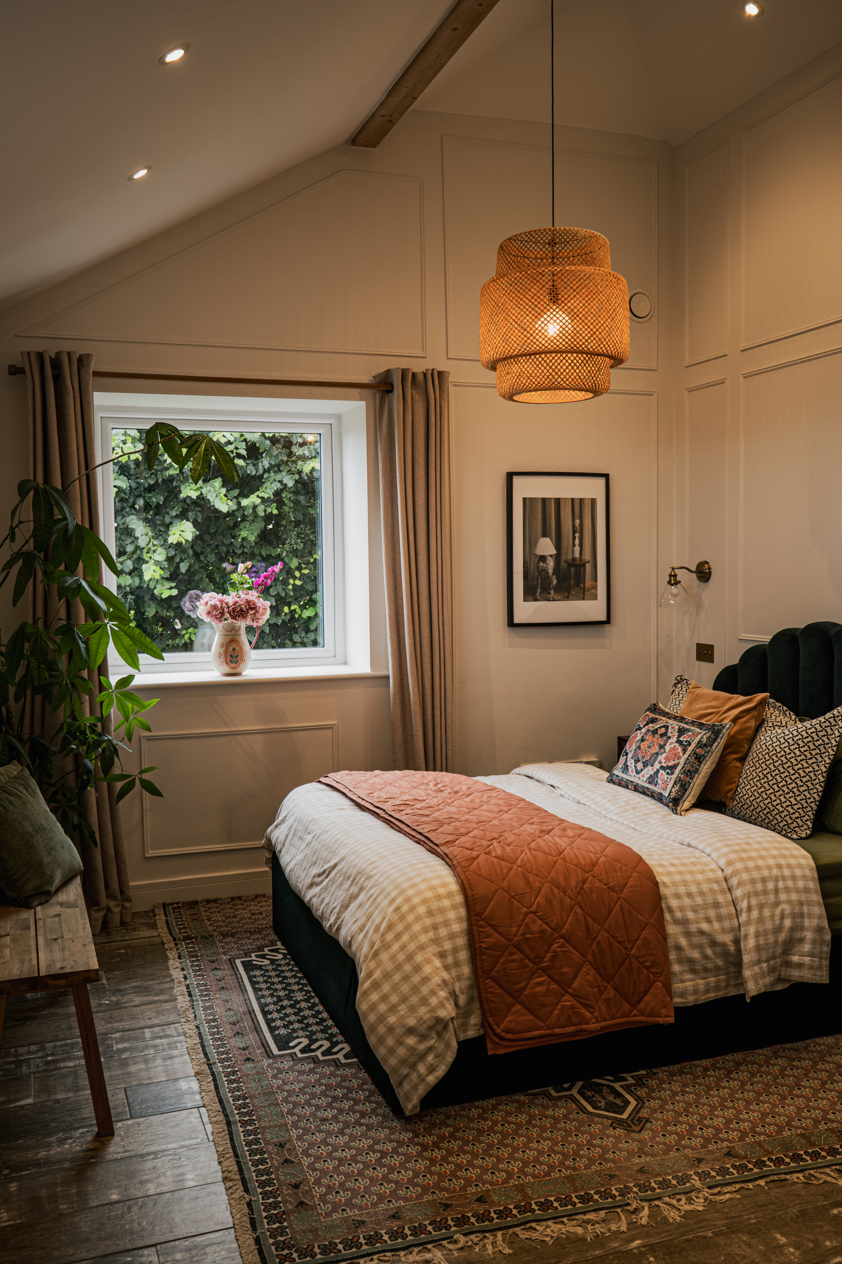 75 Beautiful Brown Bedroom Ideas and Designs - June 2026 | Houzz UK