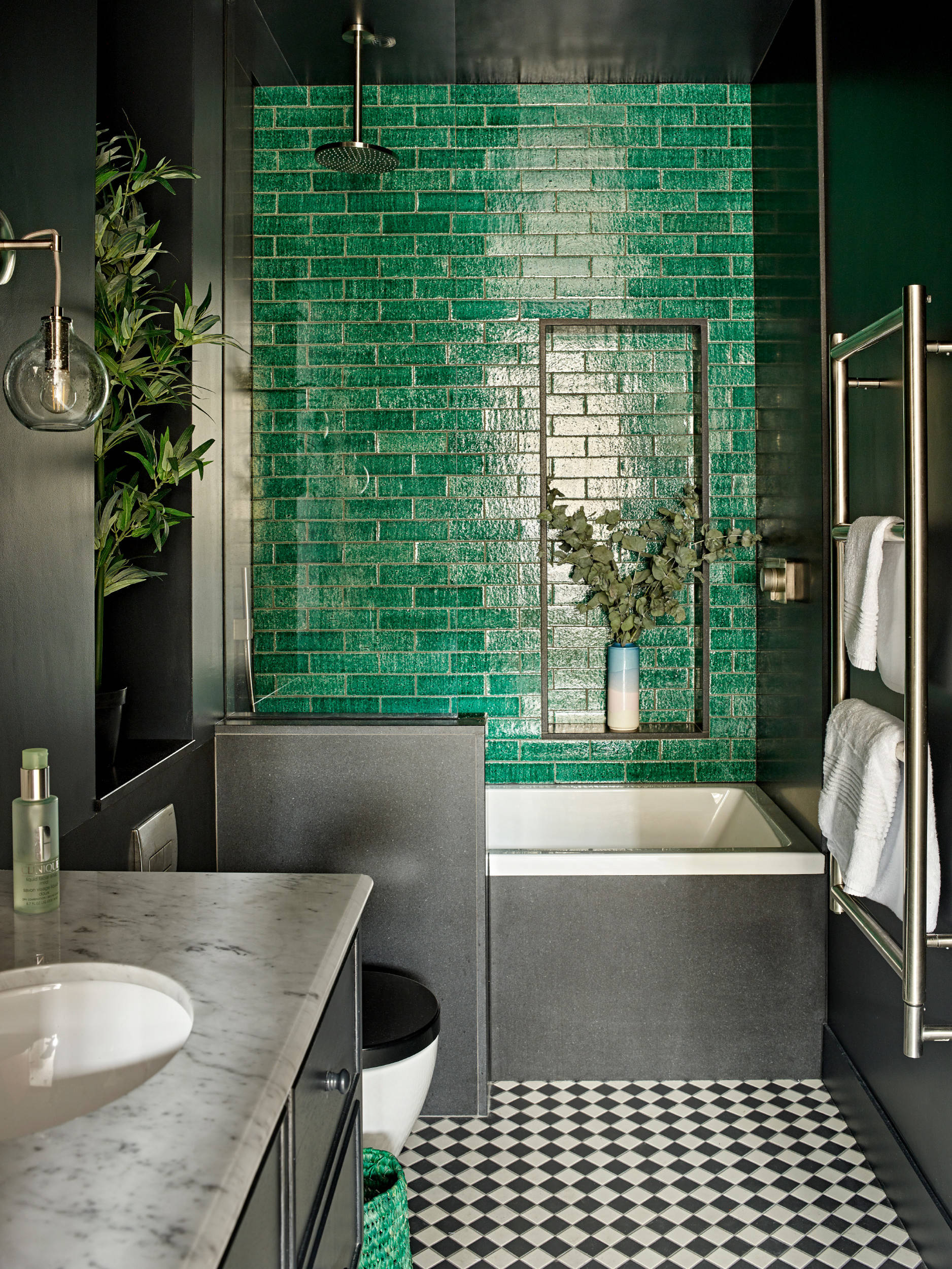 75 Most Popular 75 Beautiful Bathroom with Green Tile Ideas & Designs Design Ideas for June 2026 | Houzz NZ