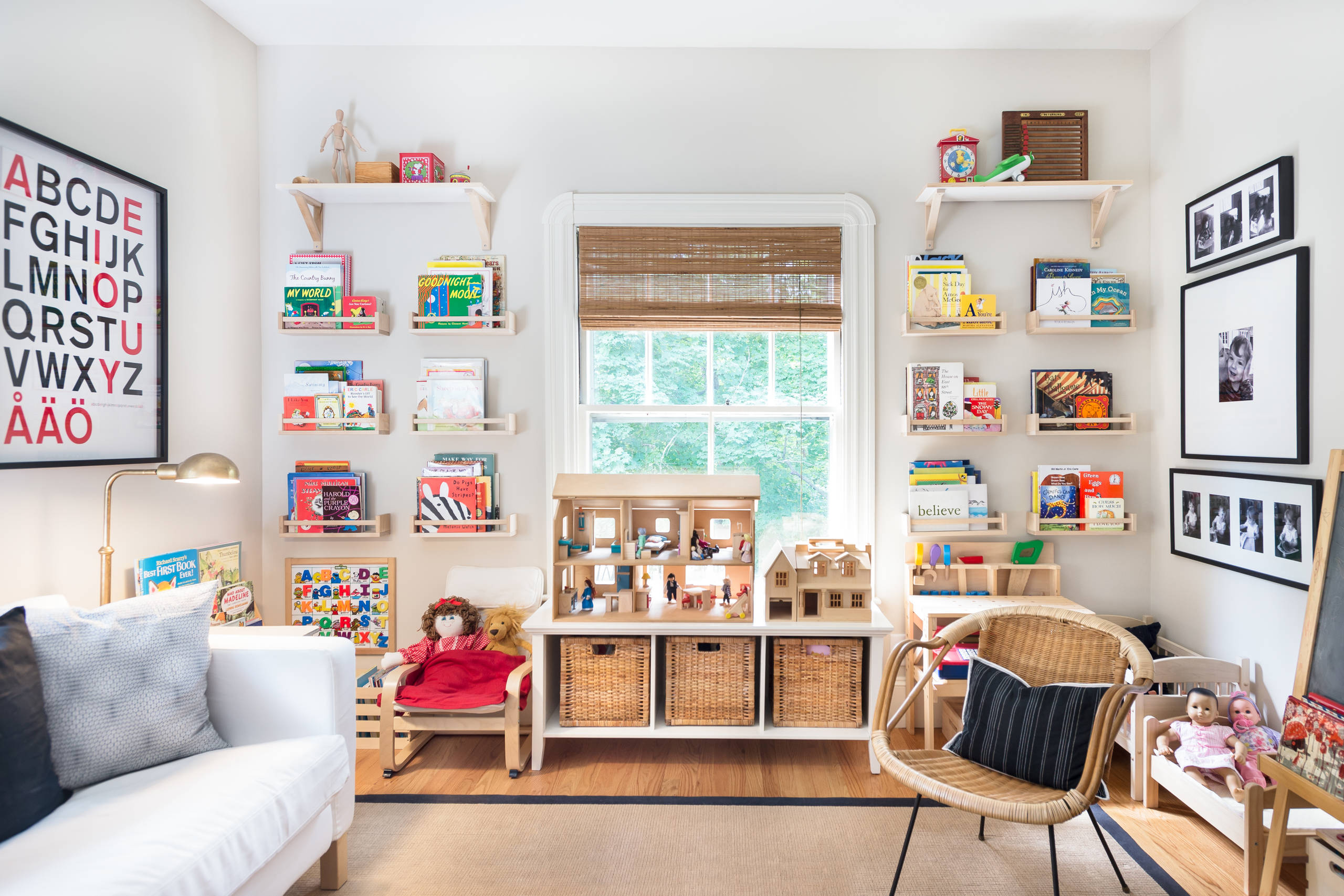 8 Ideas for Children's Bookshelves