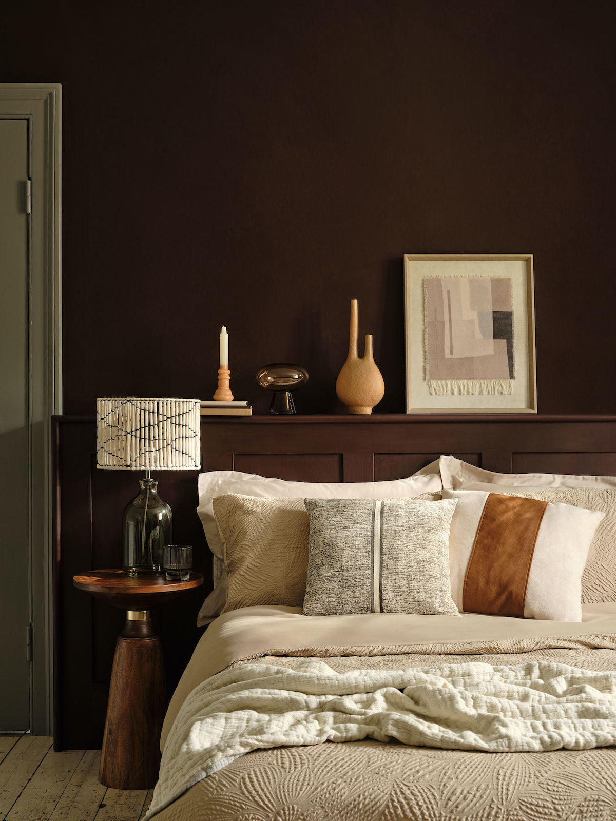 9 Cosy Aesthetic Bedrooms in Warm Earthy Tones - Design Hunter