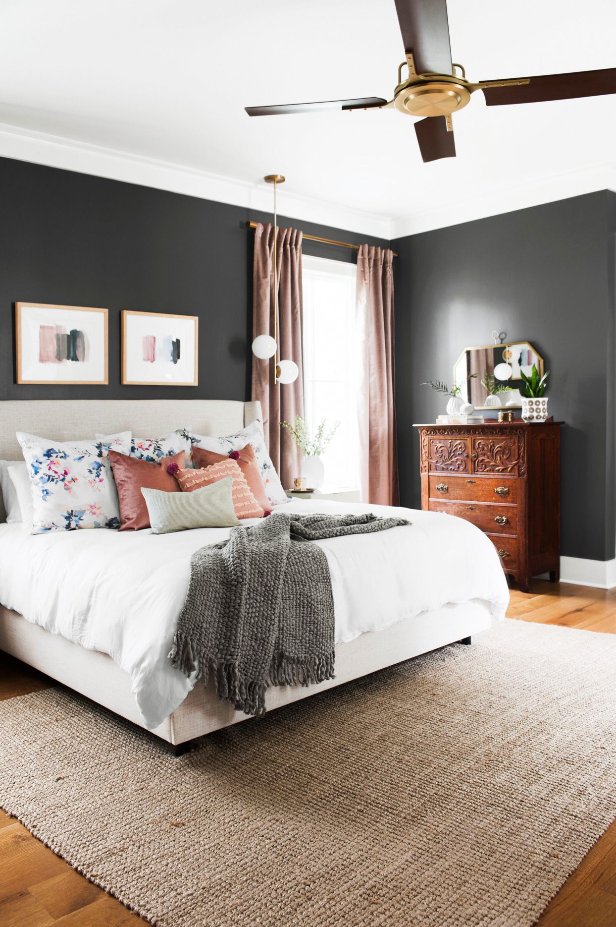Black Bedroom Accent Wall How To Highlight And Decorate A Black Accent Wall