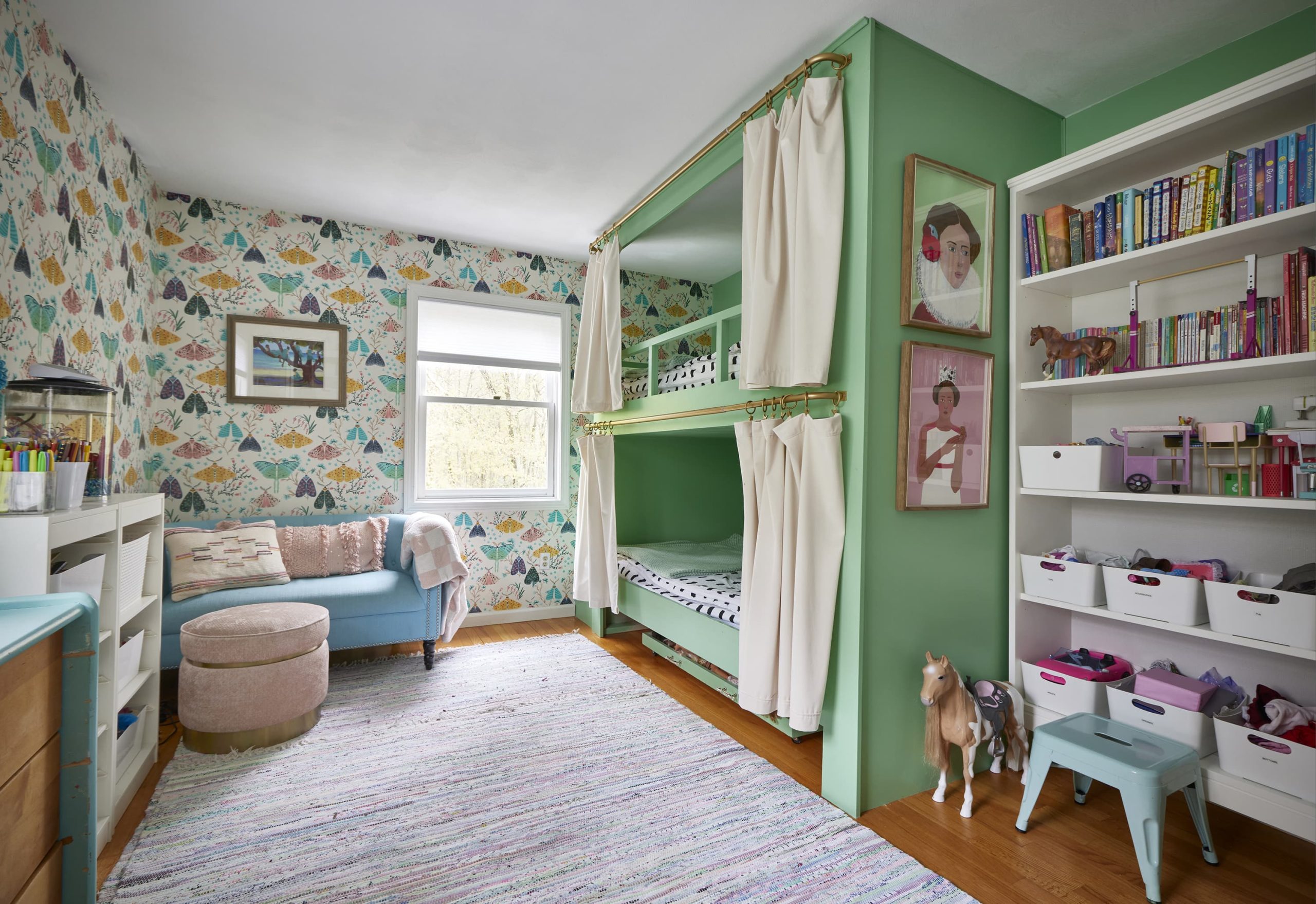 Bright Green DIY Bunk Beds for a Shared Kids Bedroom — Photos | Cubby