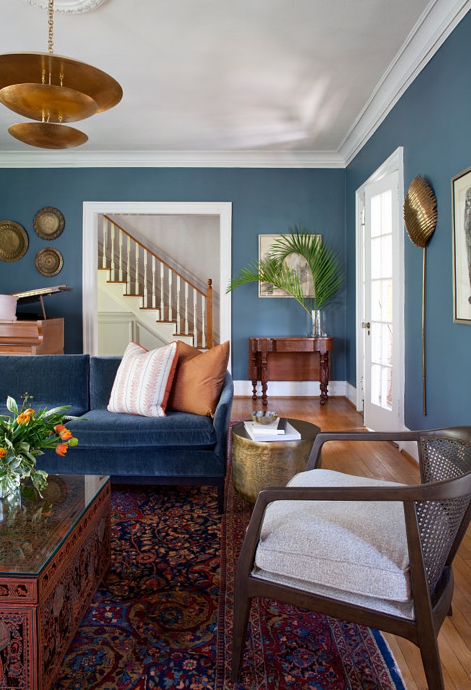 Captivatingly Cool: Blue Living Rooms Make a Stylish Splash