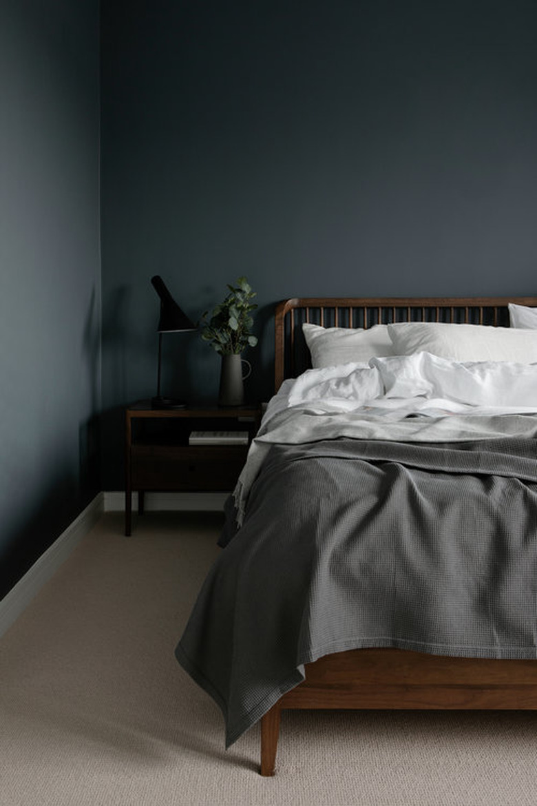 Dark Minimalist Bedroom Ideas That Seem Too Dreamy To Be True
