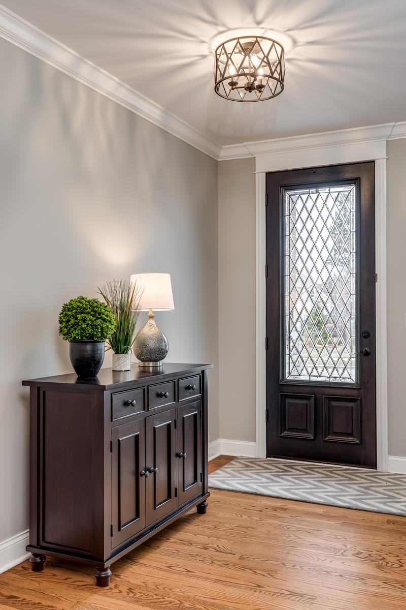 Entryway Lighting Ideas That'Ll Make Your Home More Welcoming