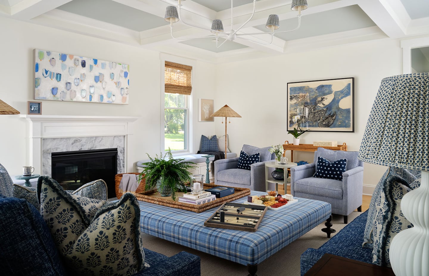 Family room design ideas: Using blue and white for a coastal feel
