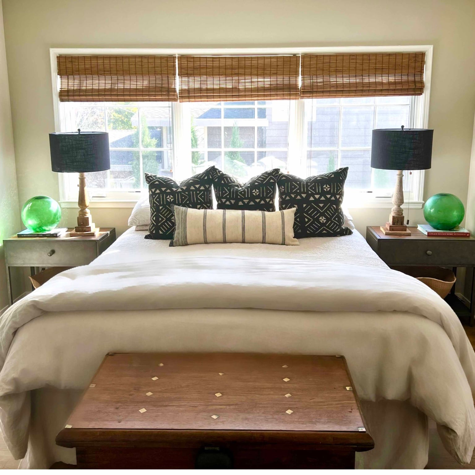 Five Simple Tips to Create the Illusion of Space in a Small Bedroom - Cindy Hattersley Design