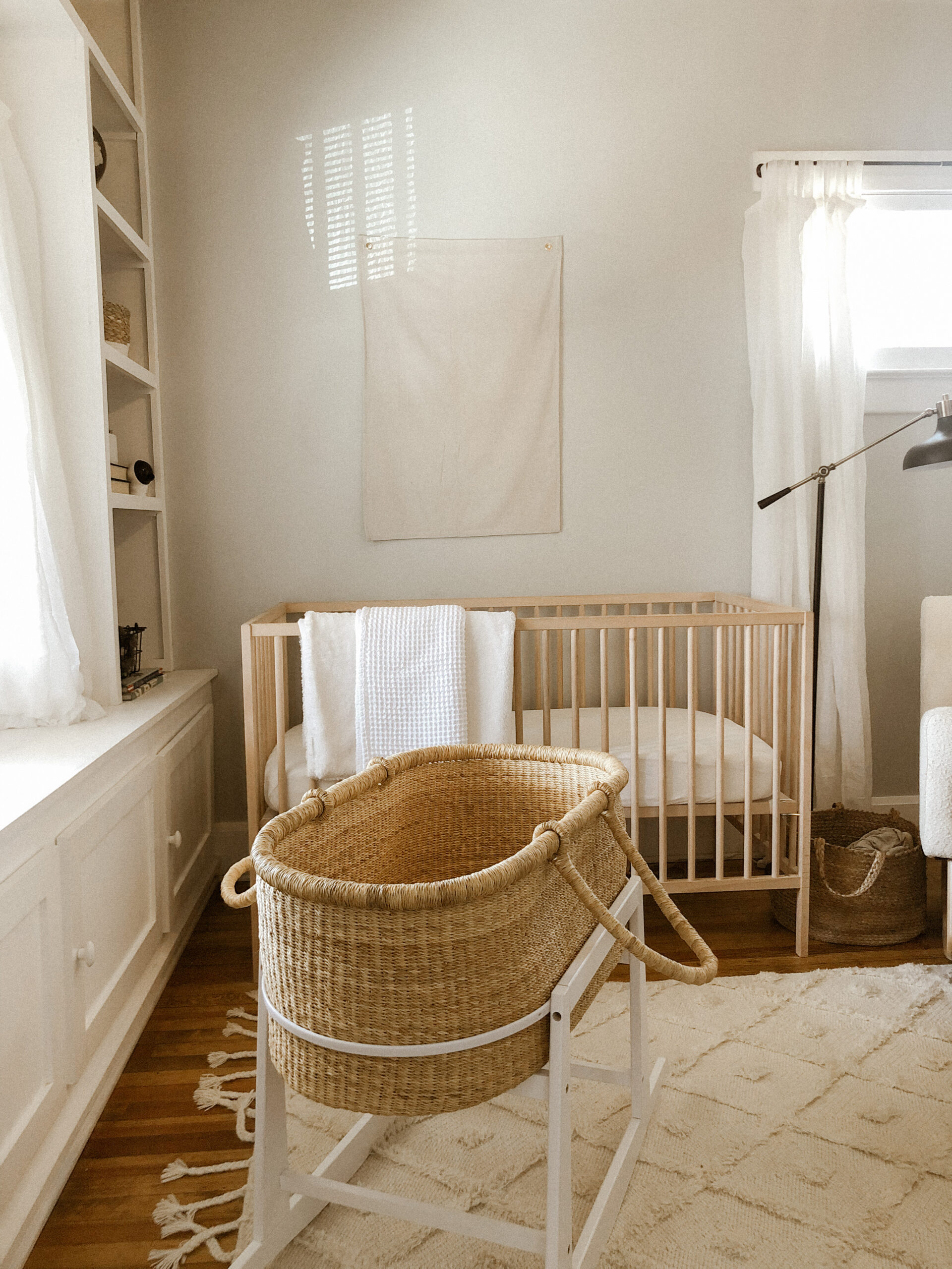 Gender Neutral Nursery Design, Recommendations + Must-Haves
