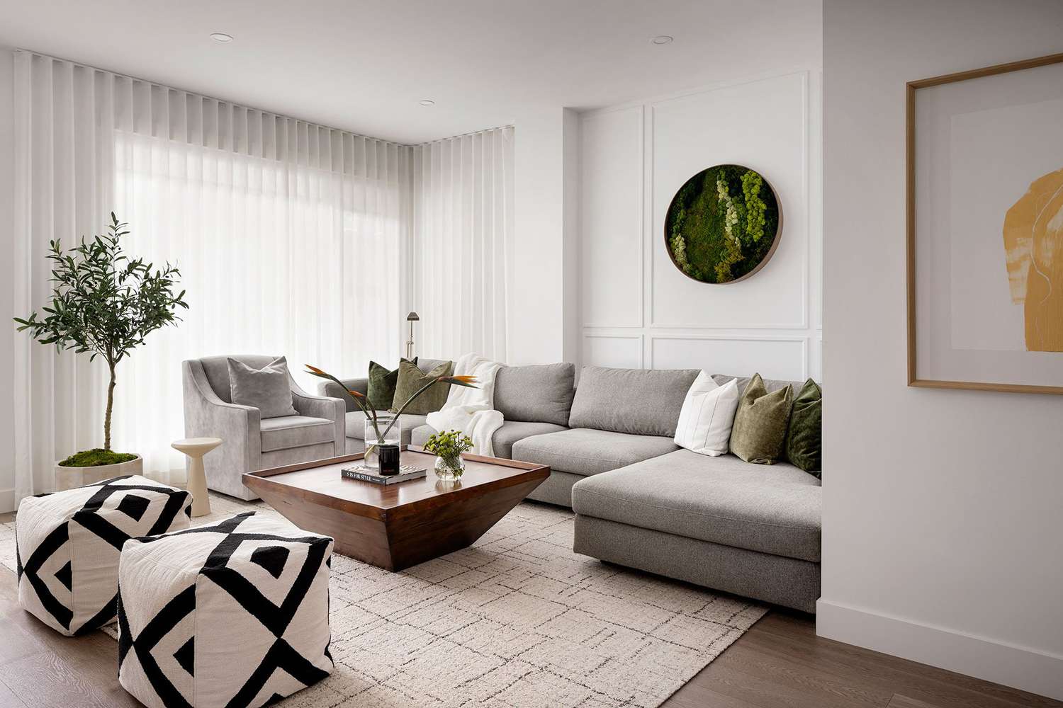 Grey Sofa White Living Room Modern Living Room With Light Grey Couch Grey Couch Modern