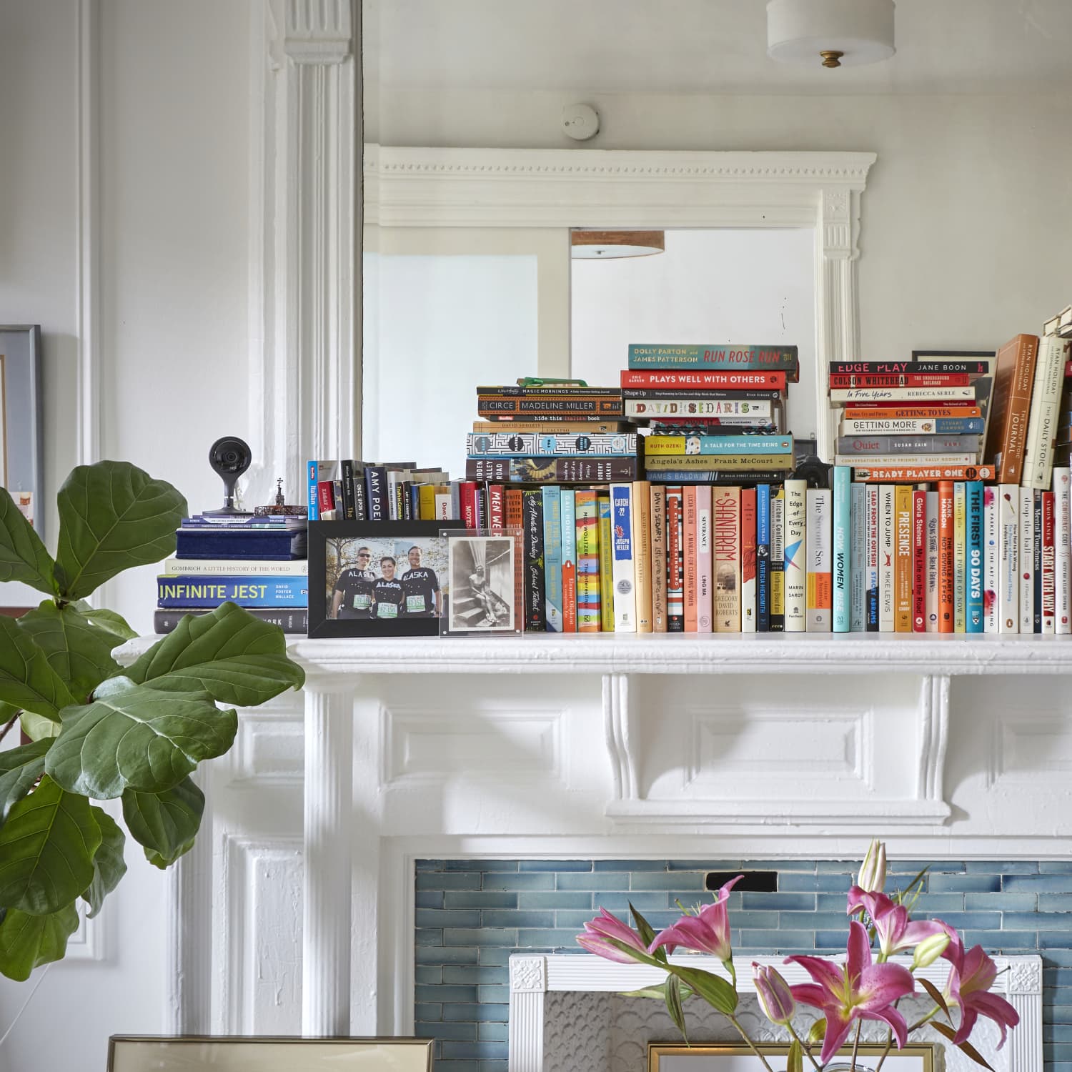 Here's How to Eke Out More Space for Books on a Bookshelf in Style | Apartment Therapy