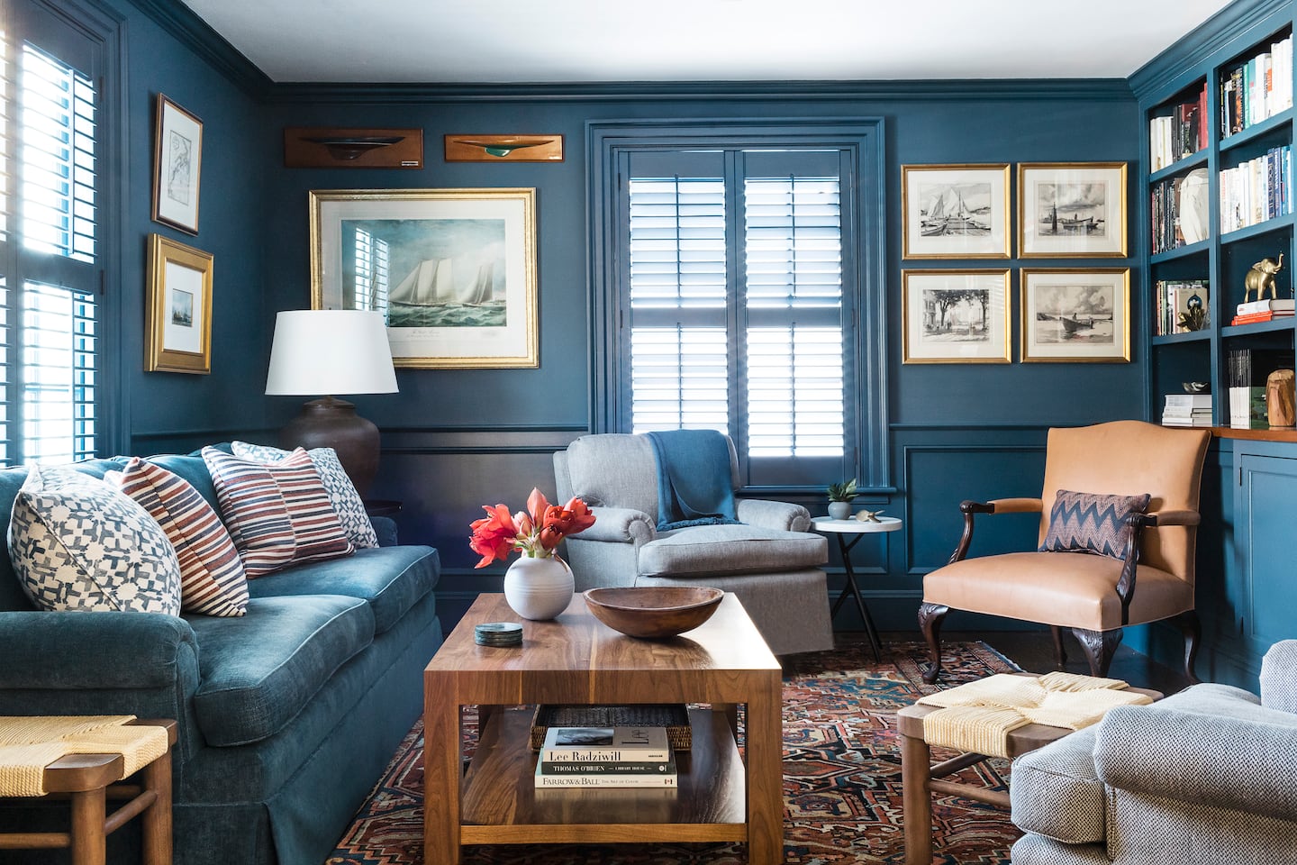 Home design ideas: A carefully considered shade of blue helps turn a staid den into an all-day haven - The Boston Globe