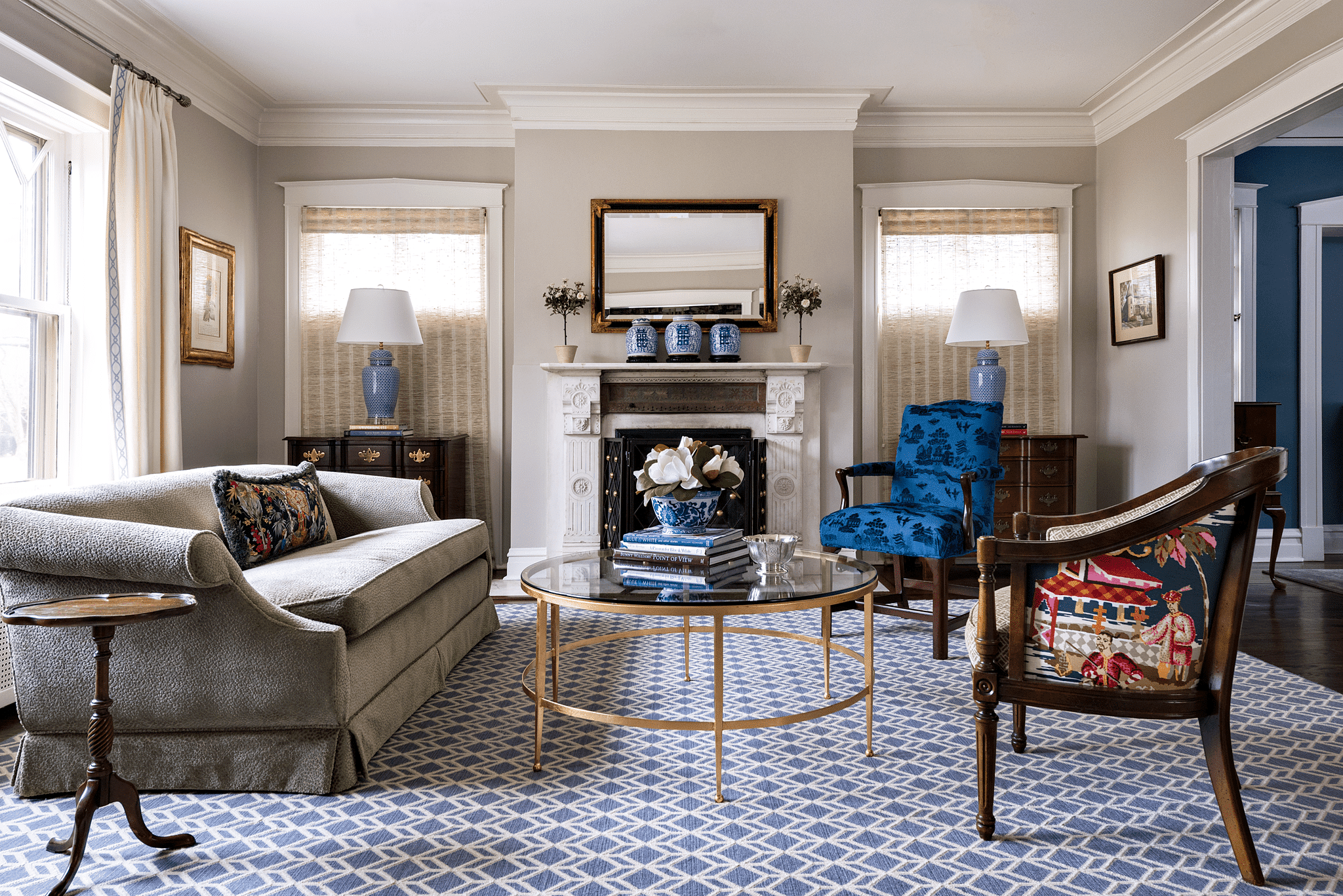 How Does a French Country Sofa Blend with Modern Interiors? - A House in the Hills