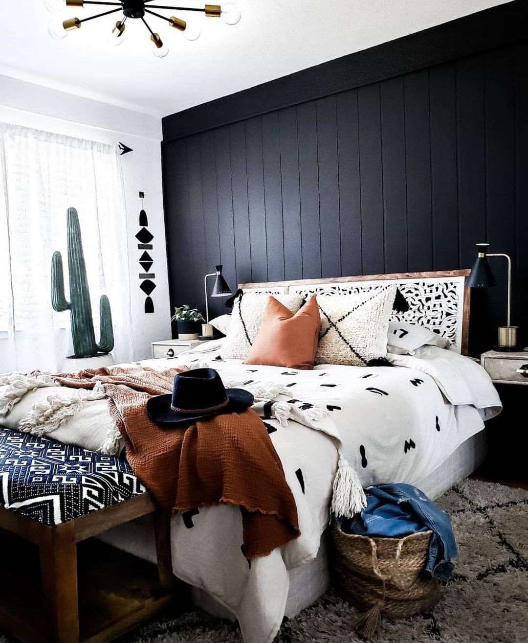 How To Highlight And Decorate A Black Accent Wall