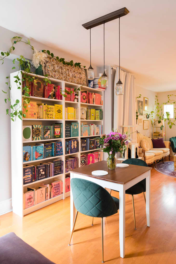 How to Make a Bookcase Look Full While Your Collection is Growing | Apartment Therapy