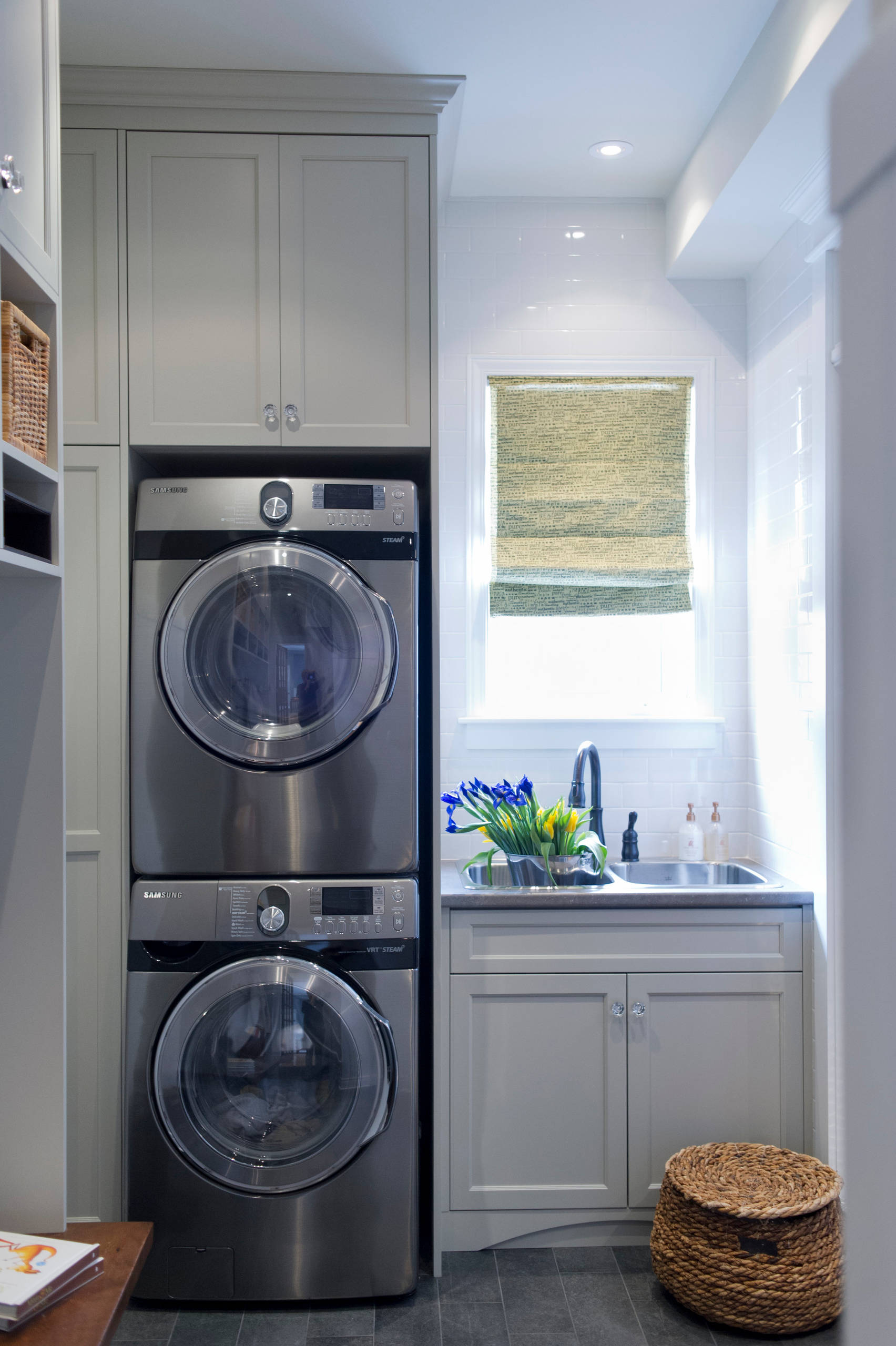 How to Organise a Small Laundry | Houzz AU