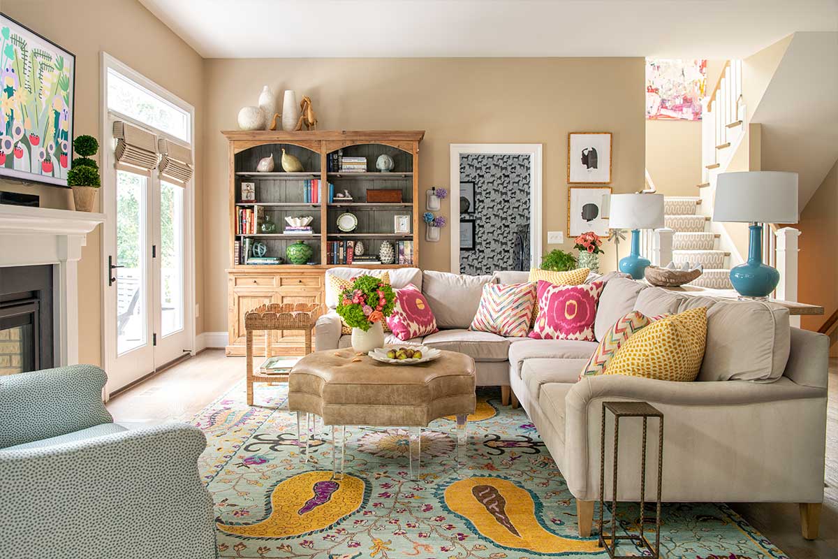 Lots of Color Makes This Alexandria House Pop