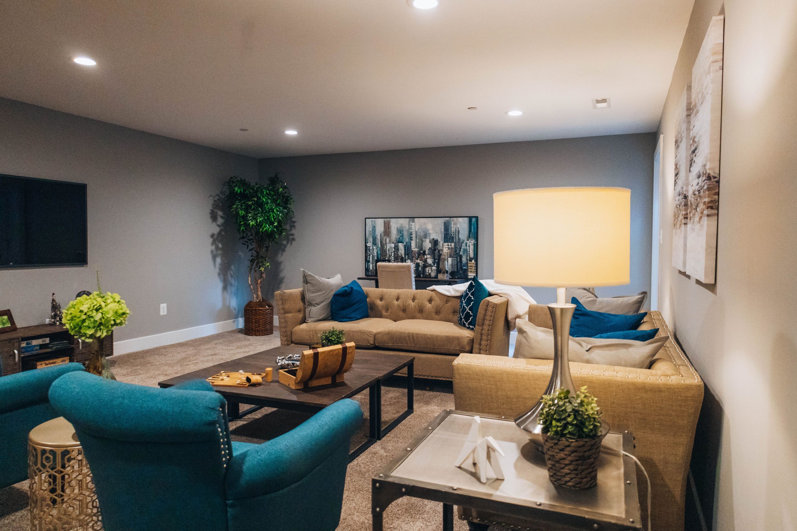 Luxurious living room with contemporary furniture and warm ambiance.