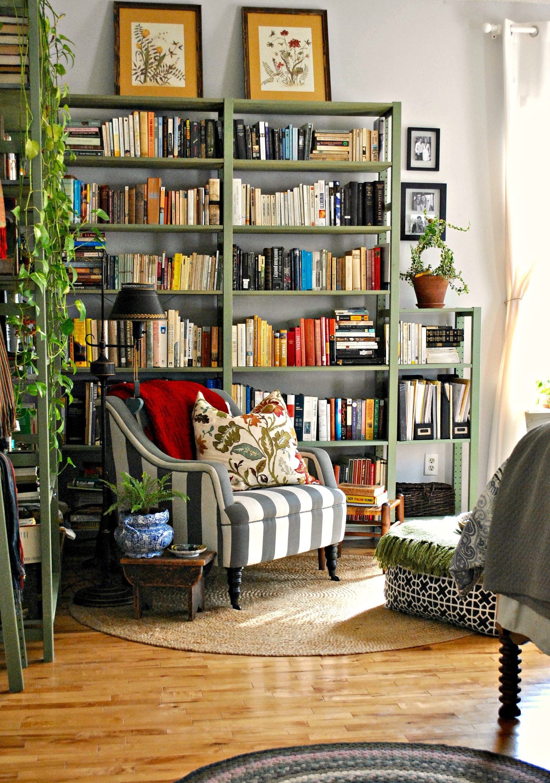 Meghan's “Cozy Library Meets Sentimental” South Carolina Rental | Apartment Therapy
