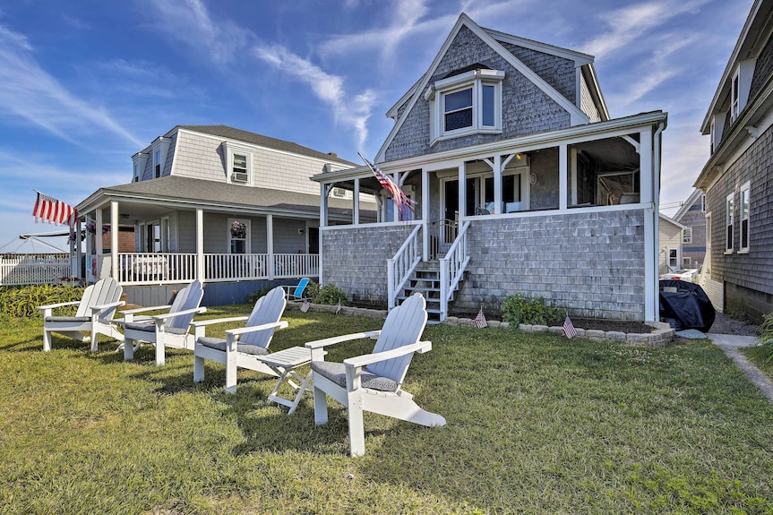 Oceanfront Cape Cod Home w/ Porch, Yard + Grill! - Marshfield | Vrbo