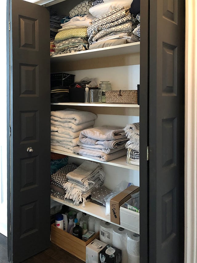 ORGANIZED LINEN CLOSET: THE REVEAL - CITRINELIVING