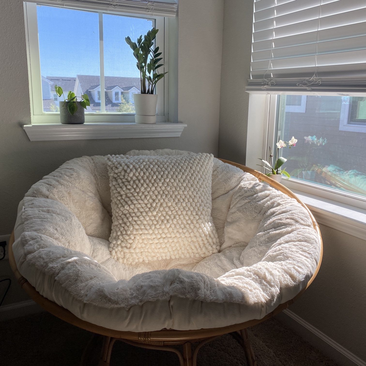 Pier One Papasan Chair Frame + Fluffy Off-White Cushion for Sale in St. Augustine, FL - OfferUp